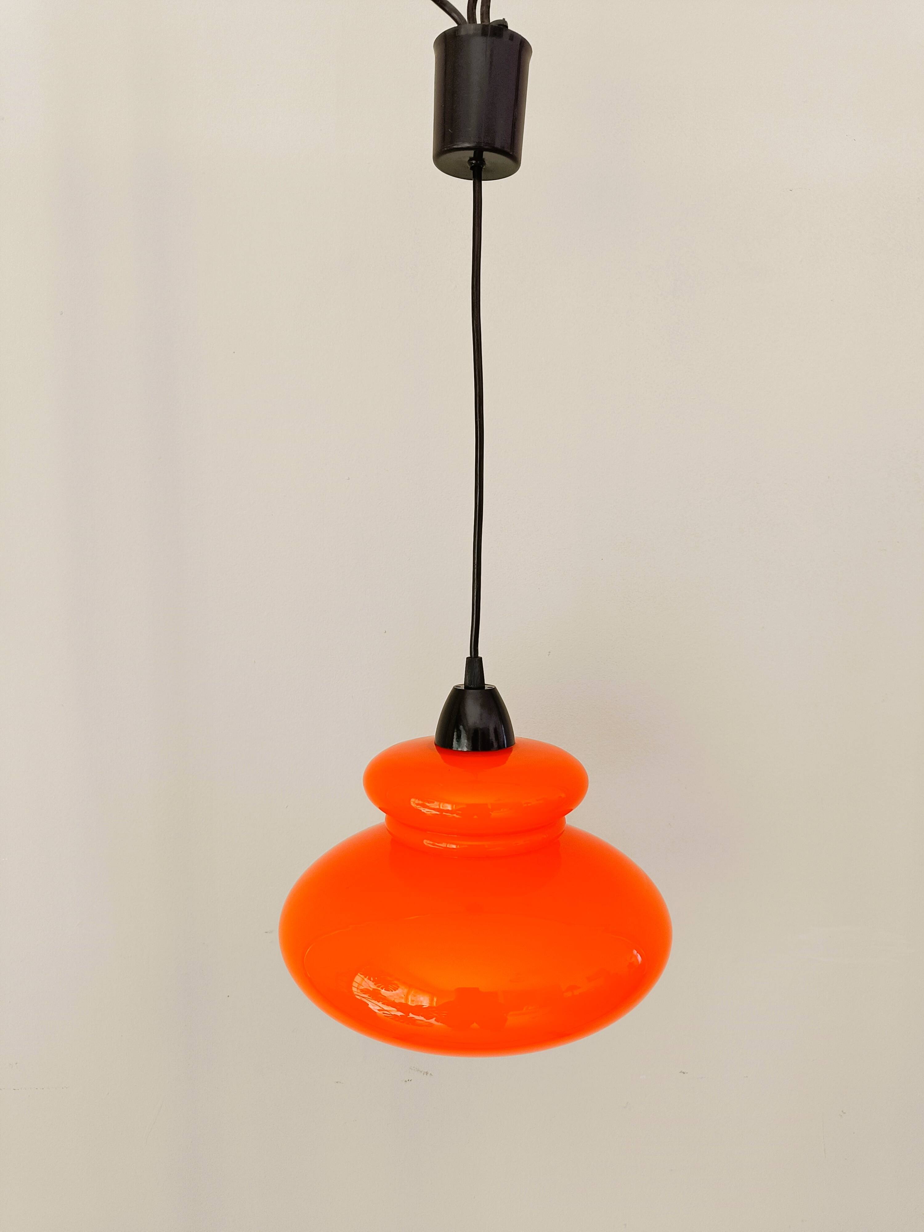 Lustre opaline orange années 70
