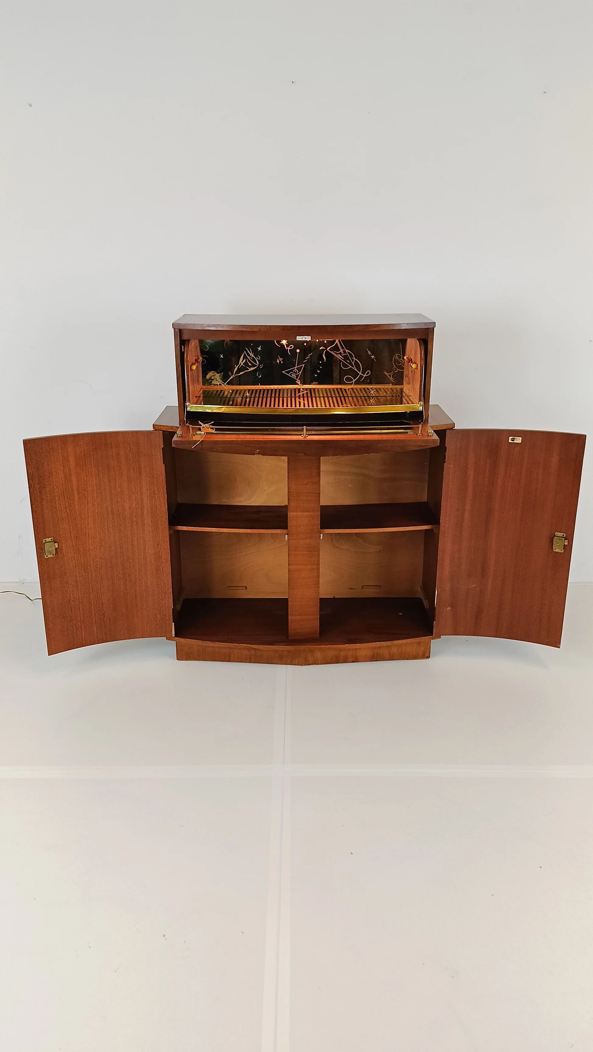 Vintage cocktail bar “Sureline” – George Serlin & Sons (1950s)