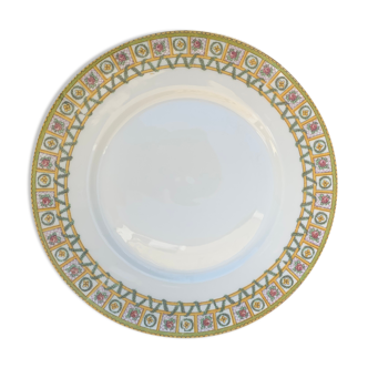 6 assiettes en porcelaine de limoges motif frise florale anciennes