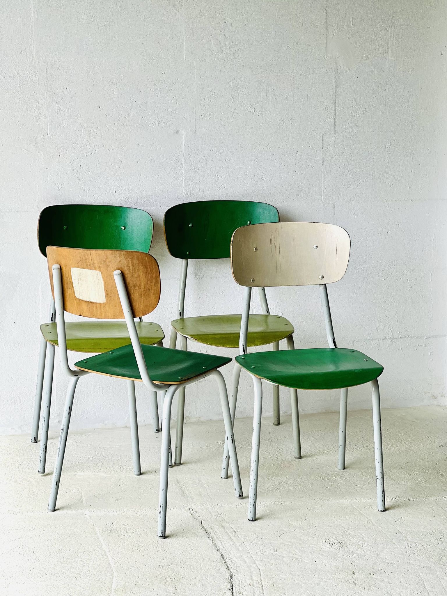Chaises de bistro, ensemble de quatre