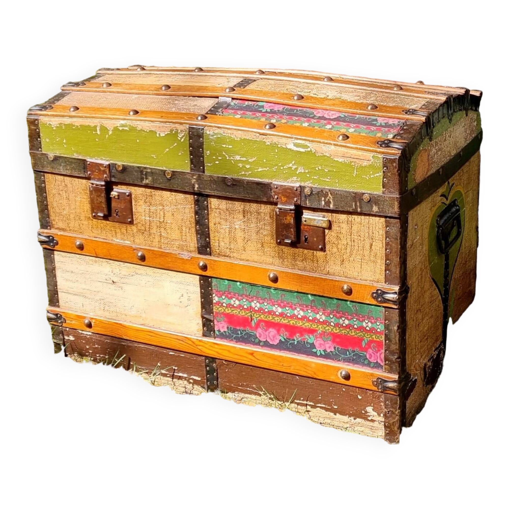 Wooden trunk vintage patchwork decor