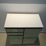 Formica kitchen buffet pale yellow