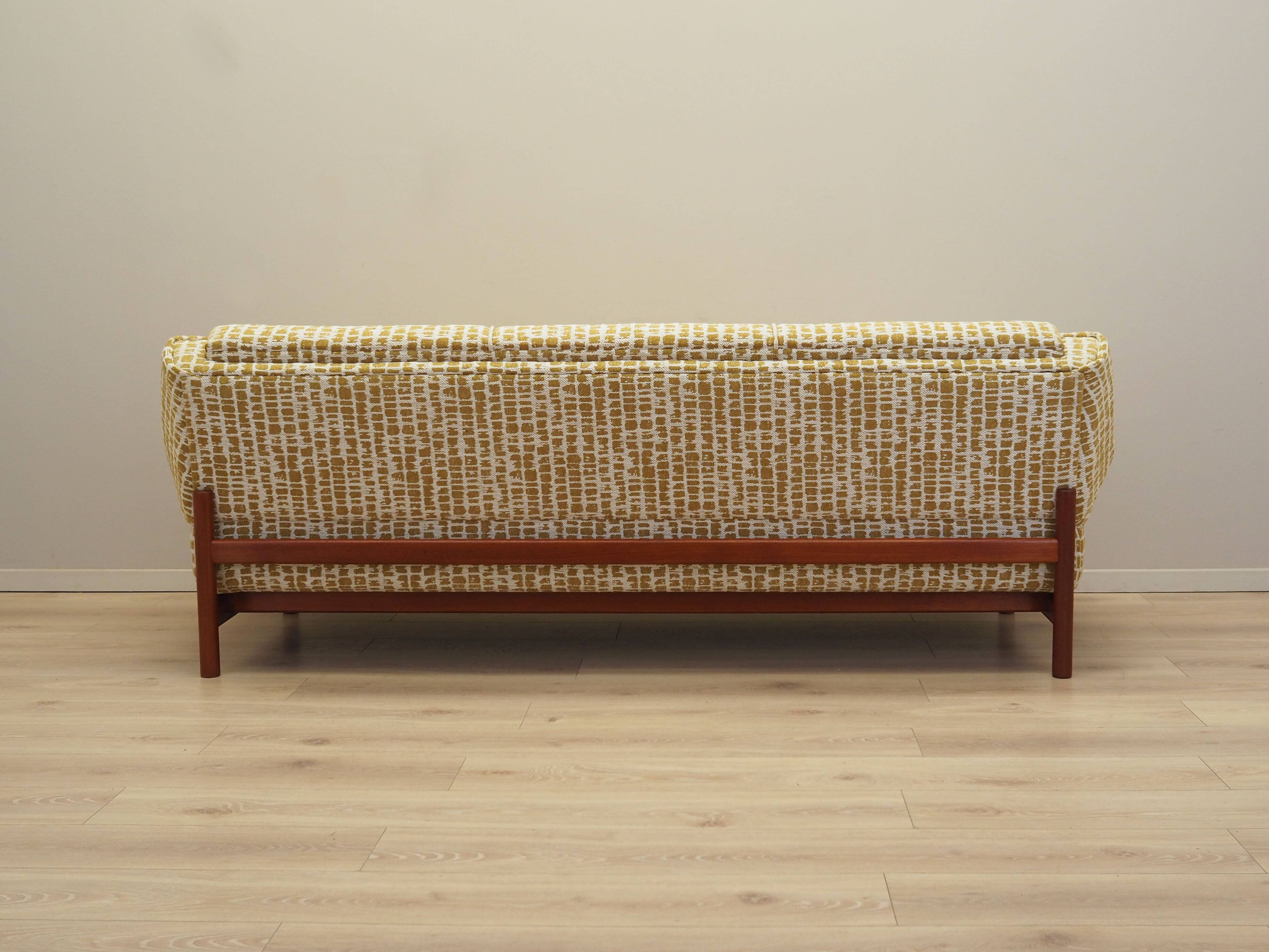 Three-seater sofa, Danish design, 1970s, production: Denmark