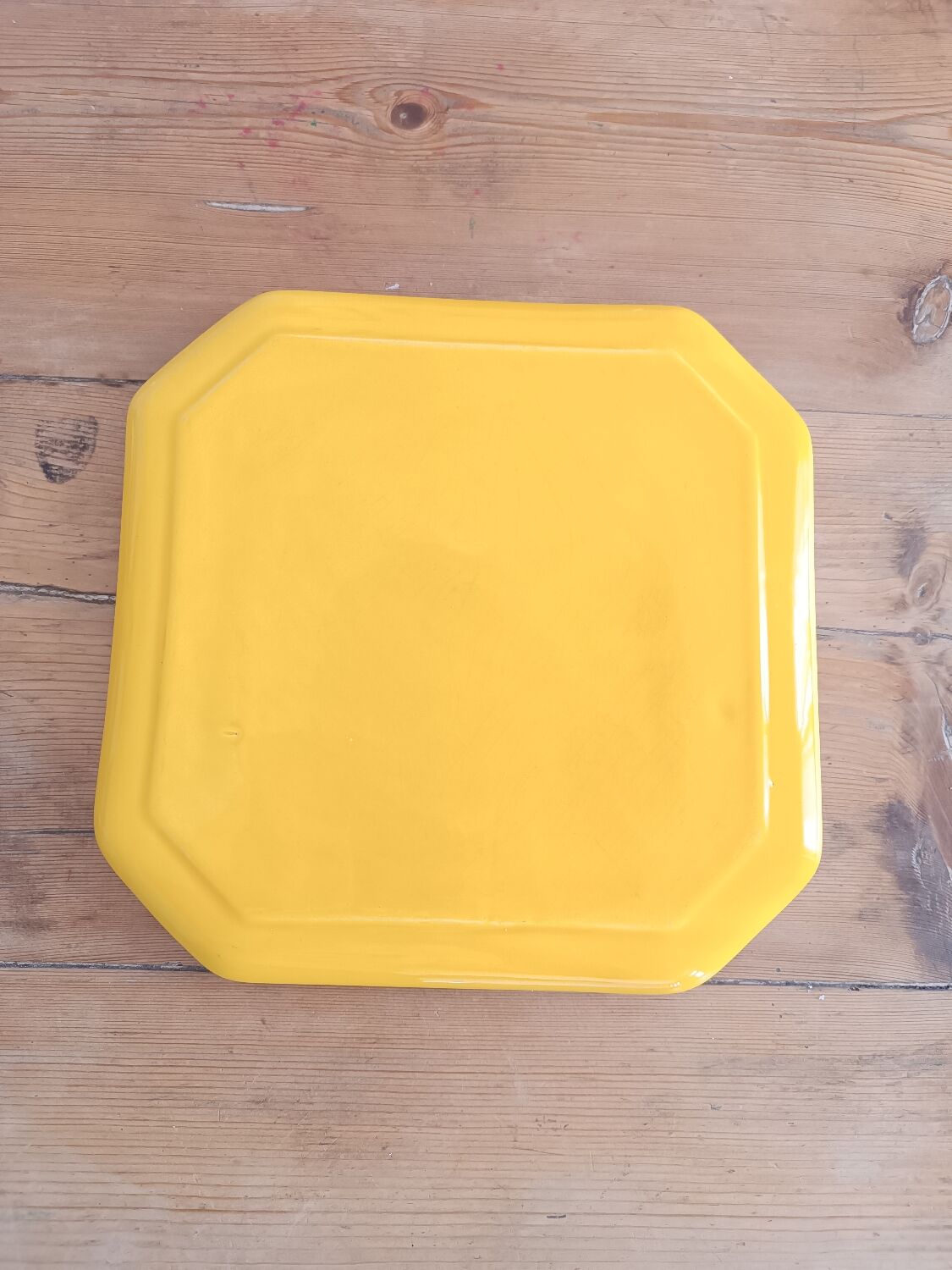 Yellow ceramic trivia