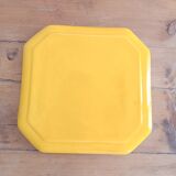 Yellow ceramic trivia