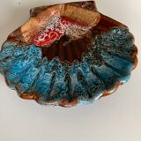 Shell cup