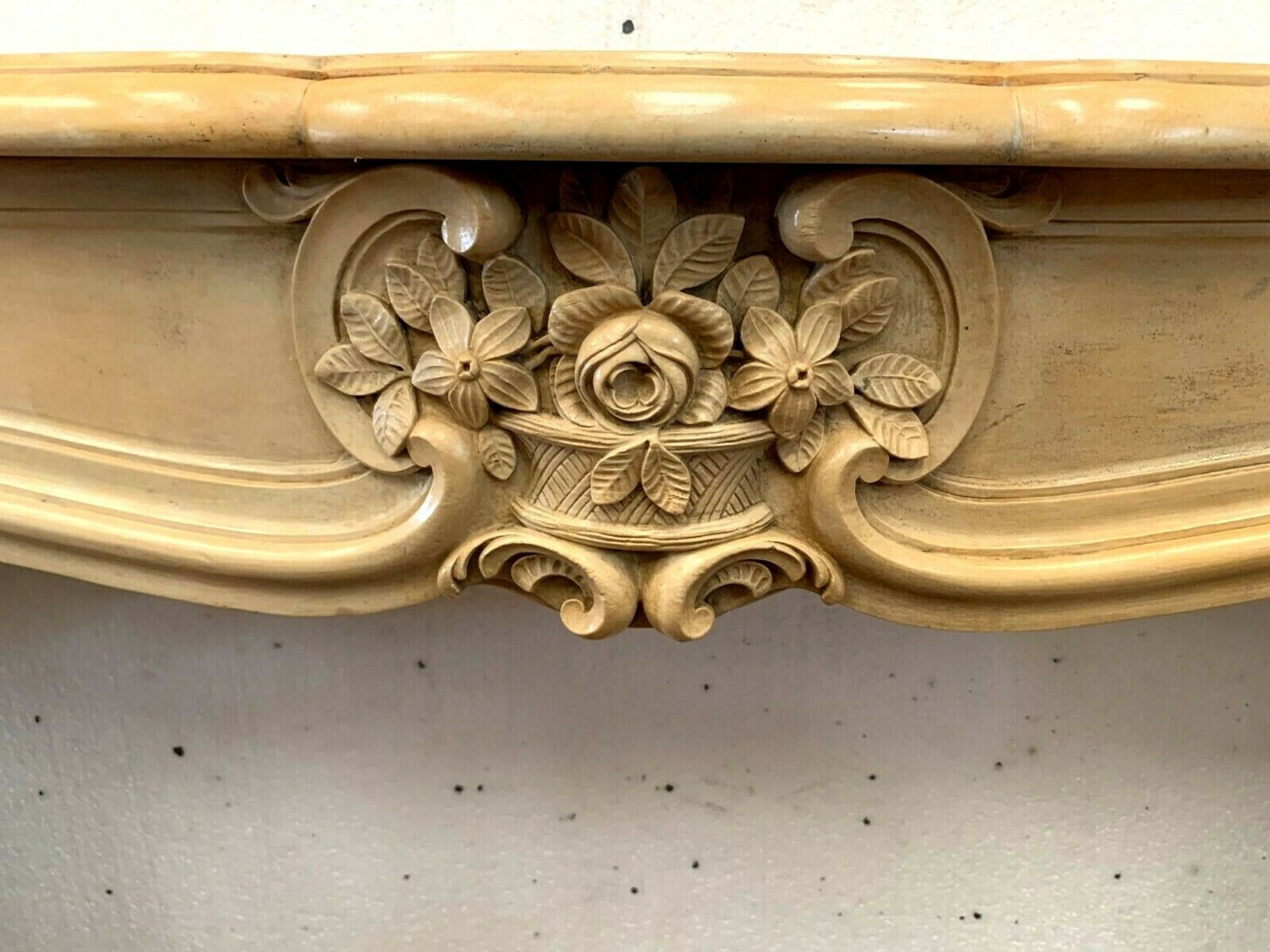 Louis XV style fireplace in natural stone XX century