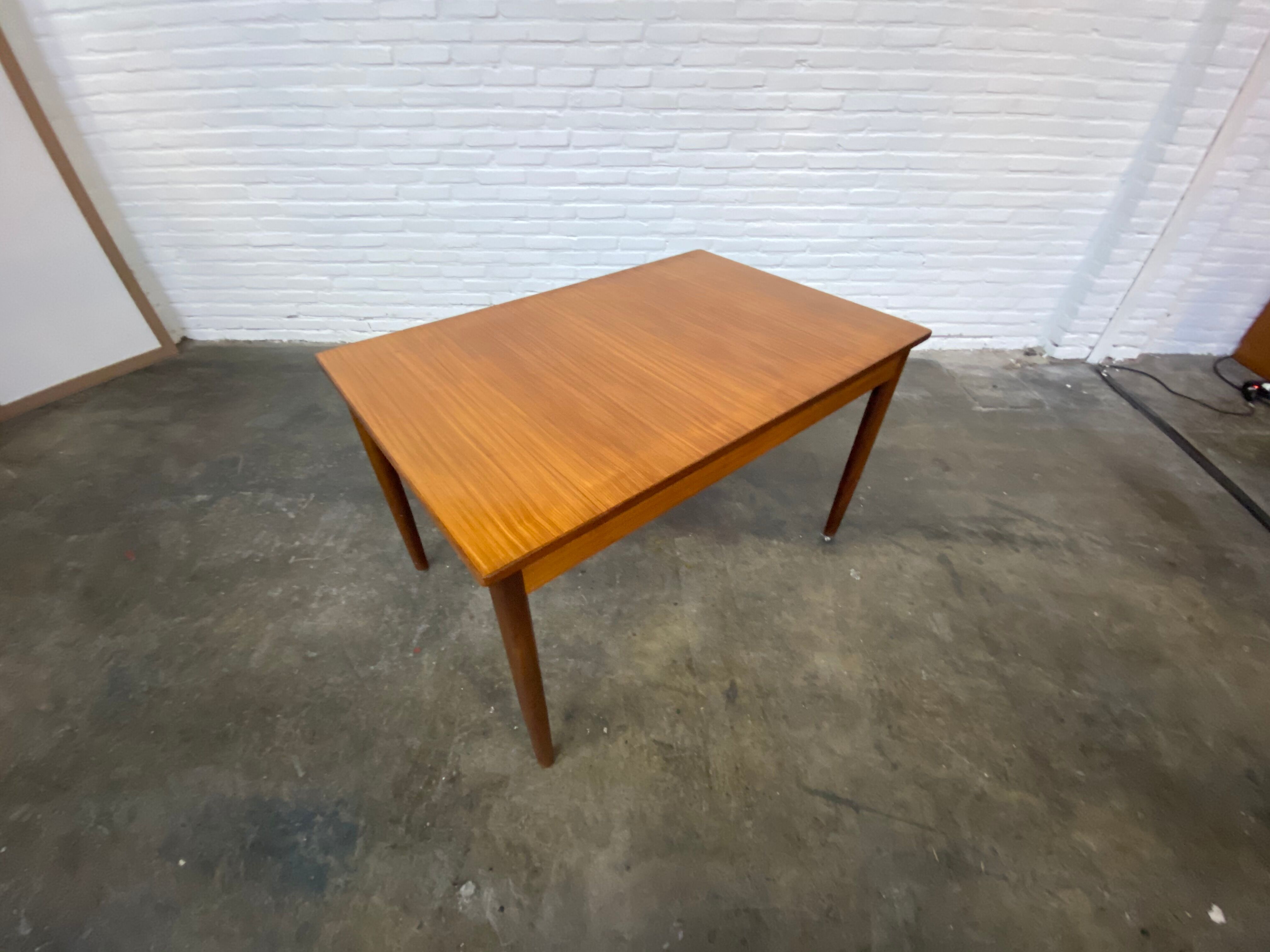 Table extensible, années 1970