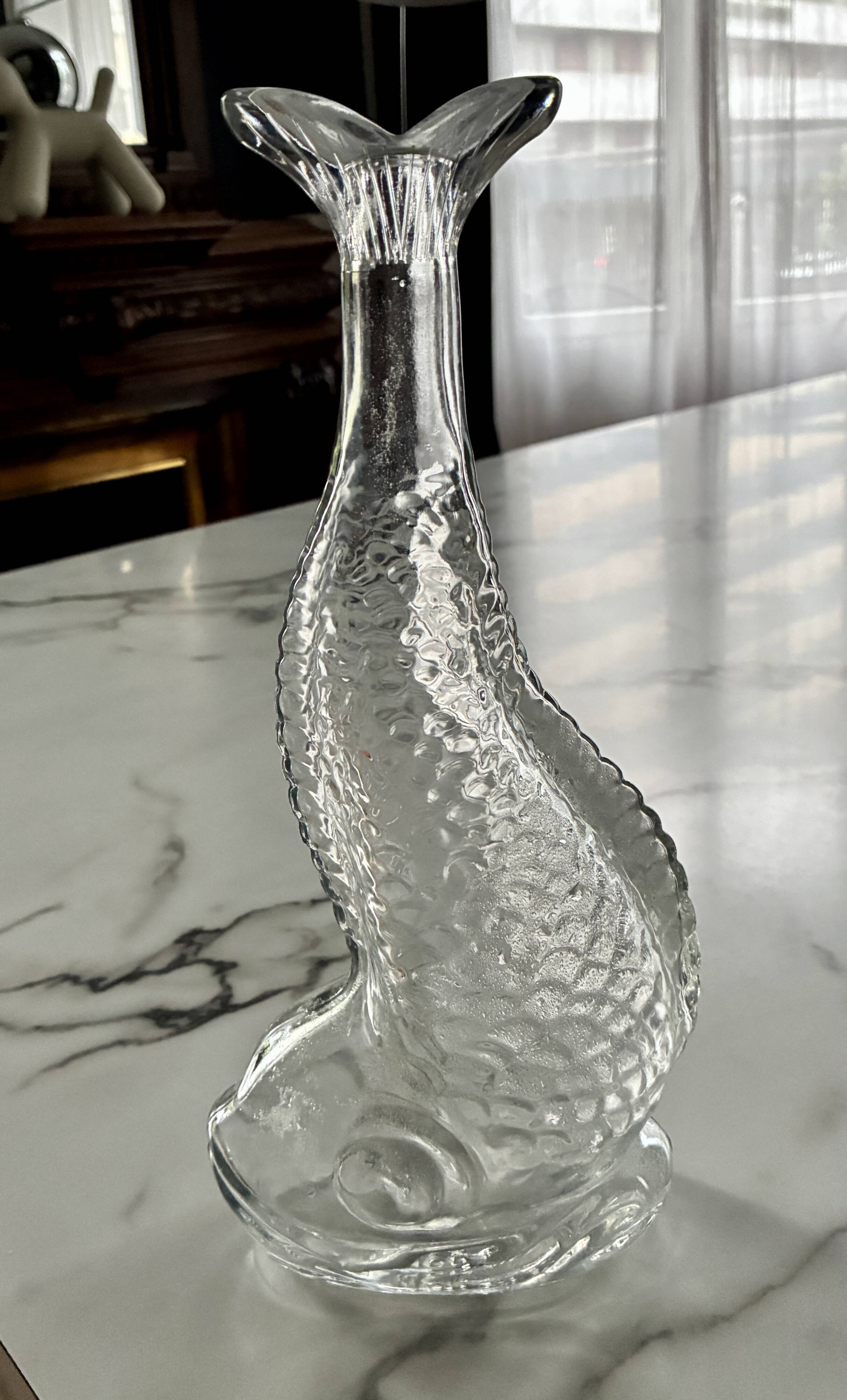 Glass fish carafe