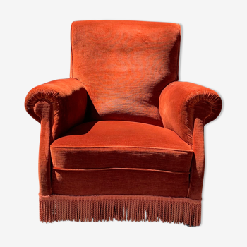 Club armchair in red velvet
