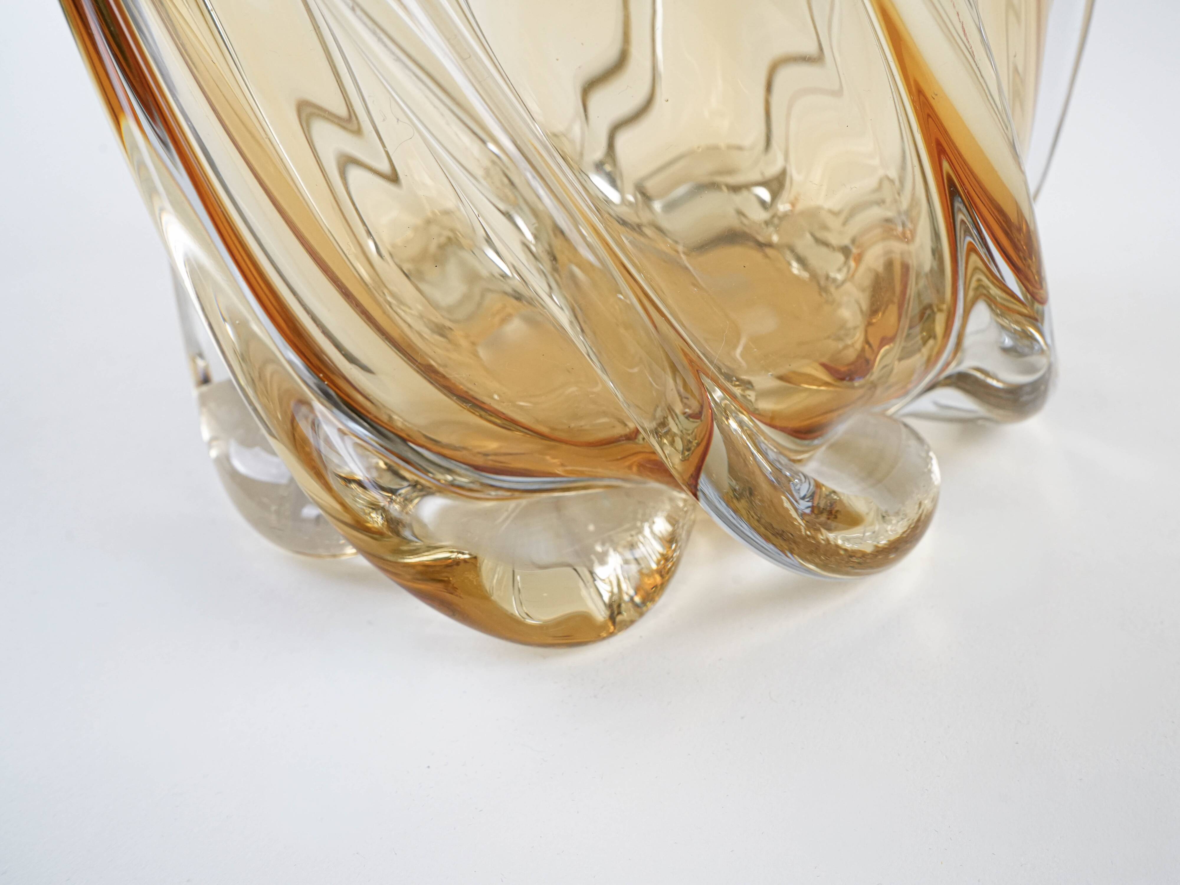 Vase en verre artistique, design italien, années 1960, production : Italie