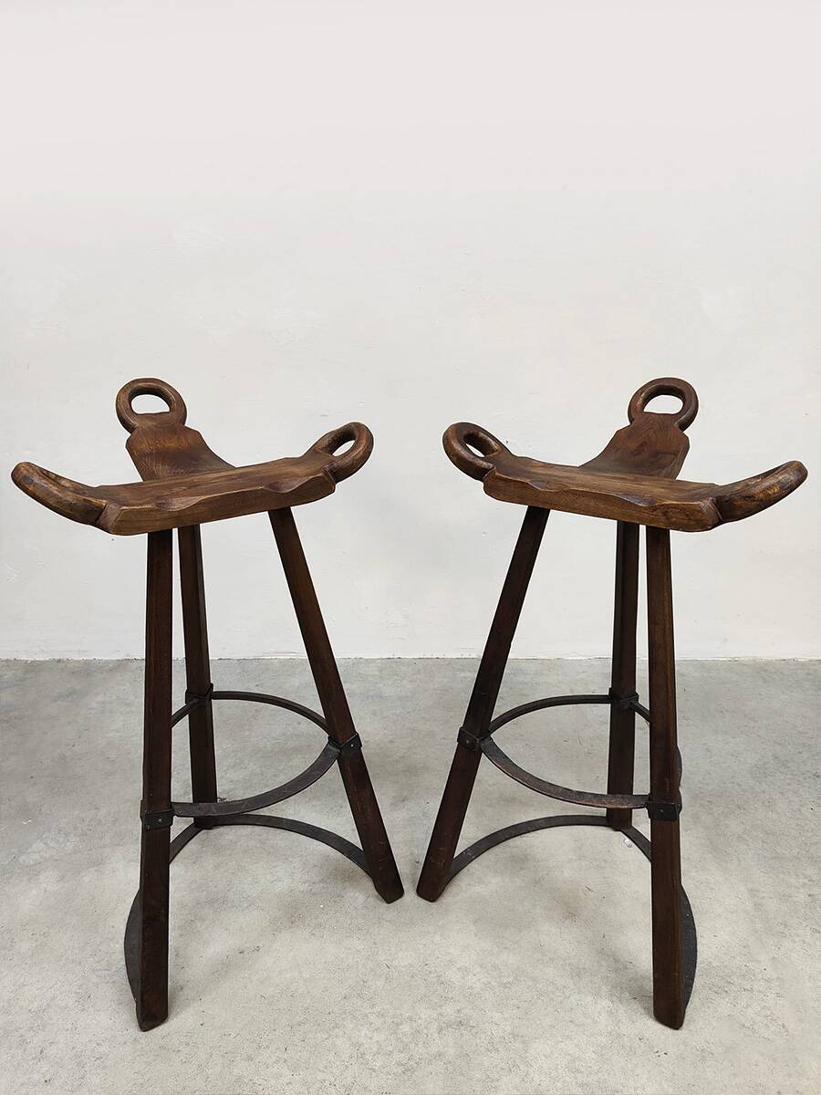 Vintage rare brutalist set of 7 Spanish barstools