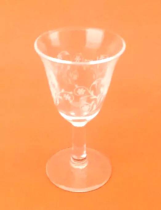 1970s 6 engraved "Tulip" glasses