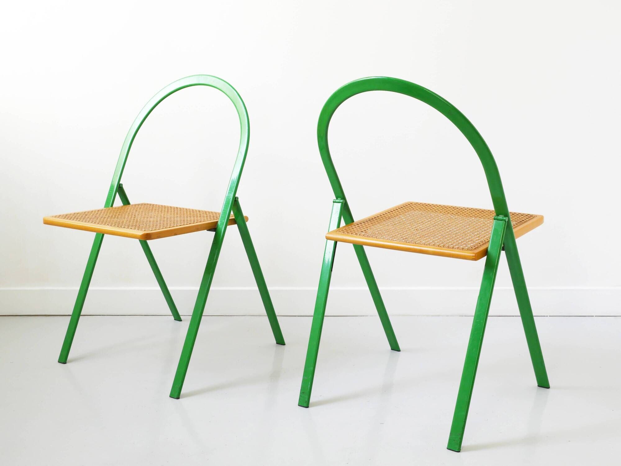 2 Chaises pliantes en cannage Giorgio Cattelan