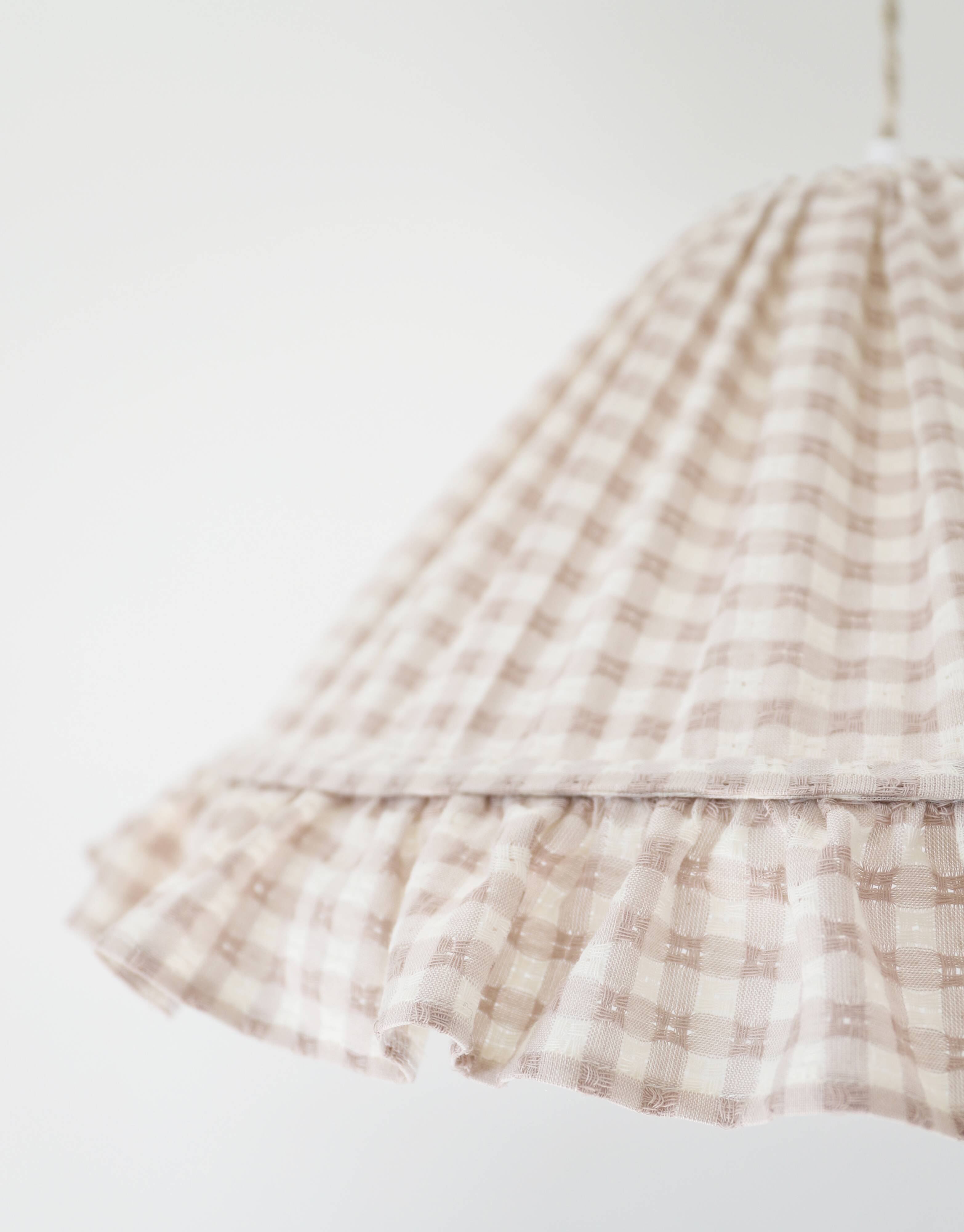 Emilia "small squares" conical suspension with steering wheel