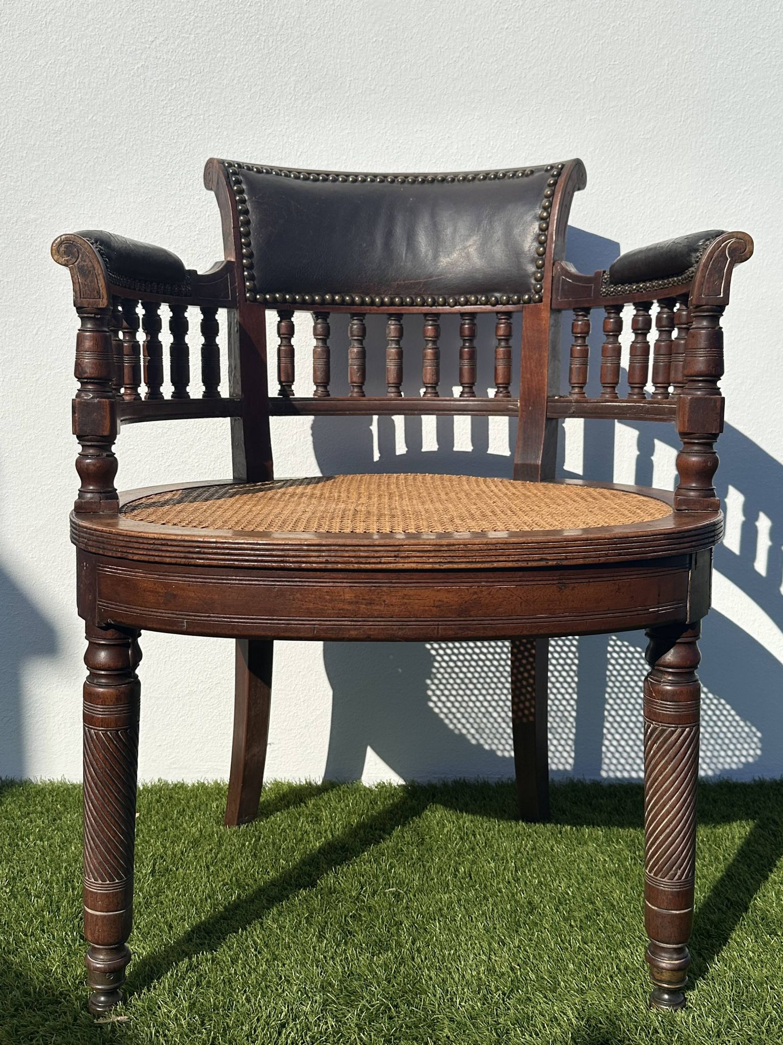 Napoleon III office chair in solid wood