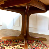 Baumann dining table