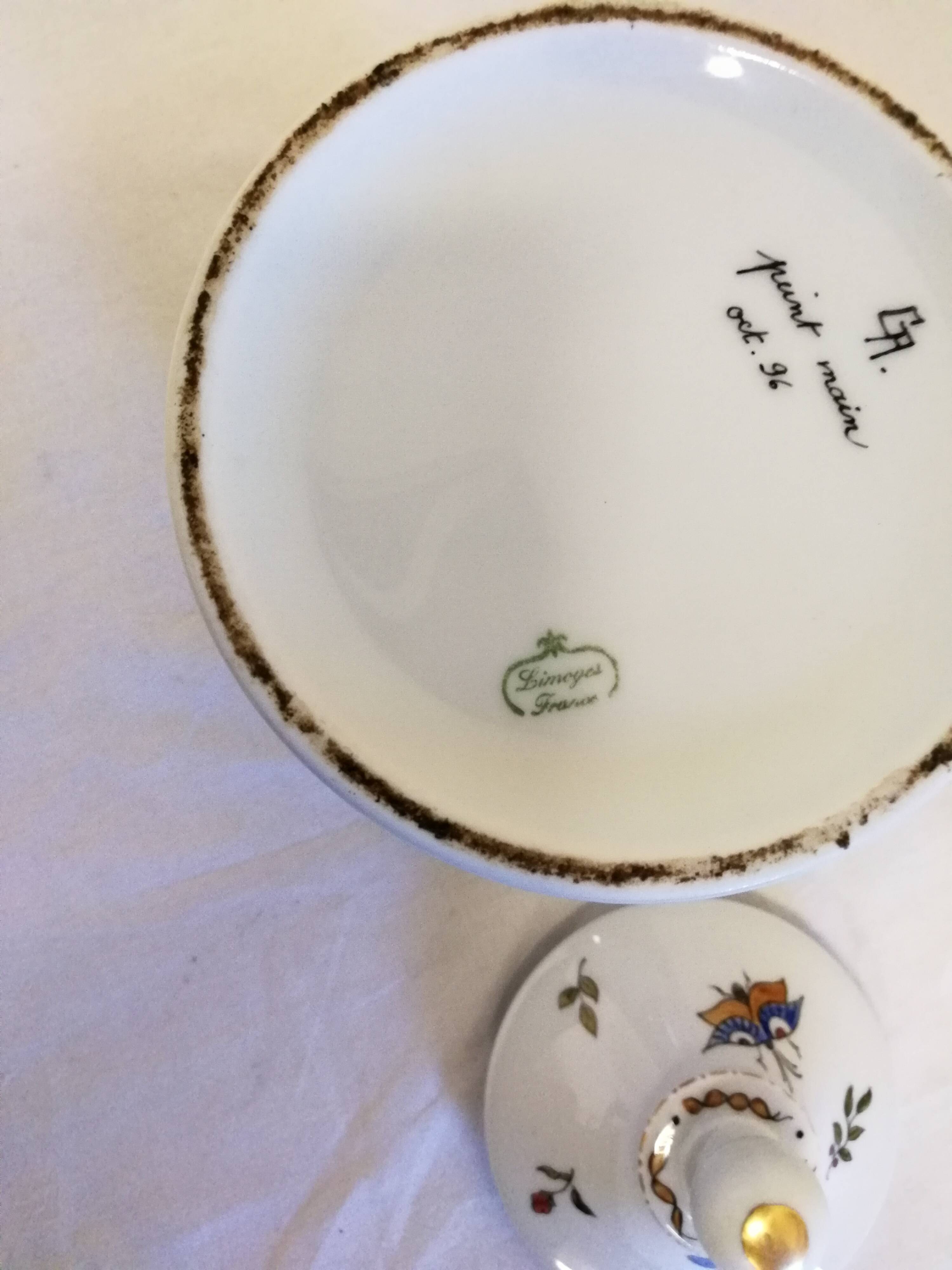 Old Digitalis Porcelain Medicine Jar