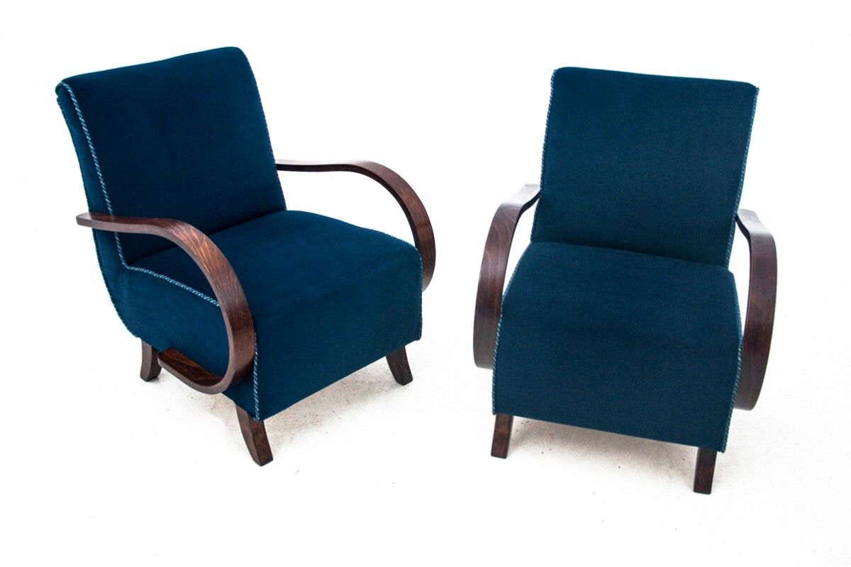 Pair of armchairs by Jindřich Halabala, 1940s