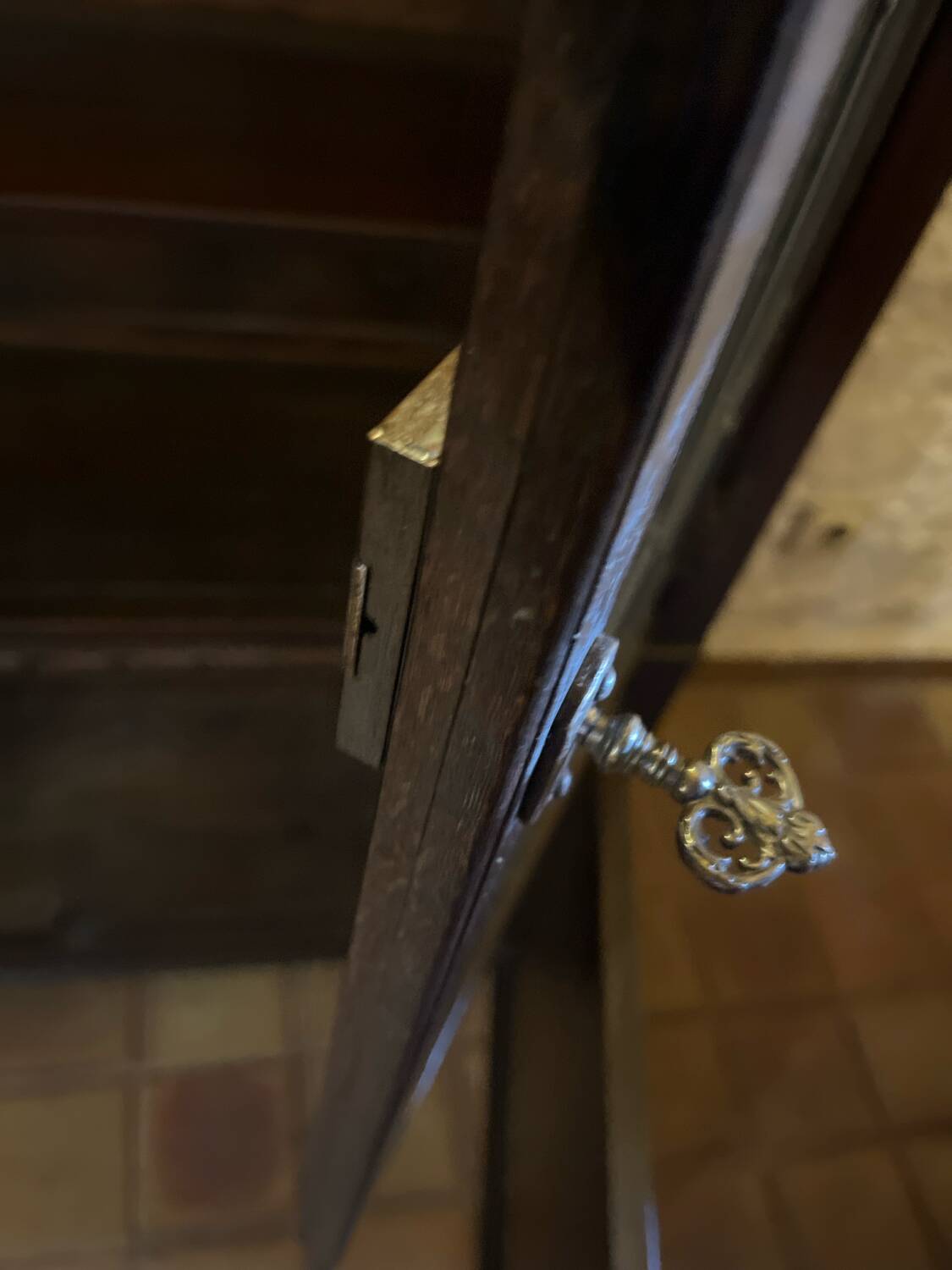 Jaycee Furniture England Small Dresser