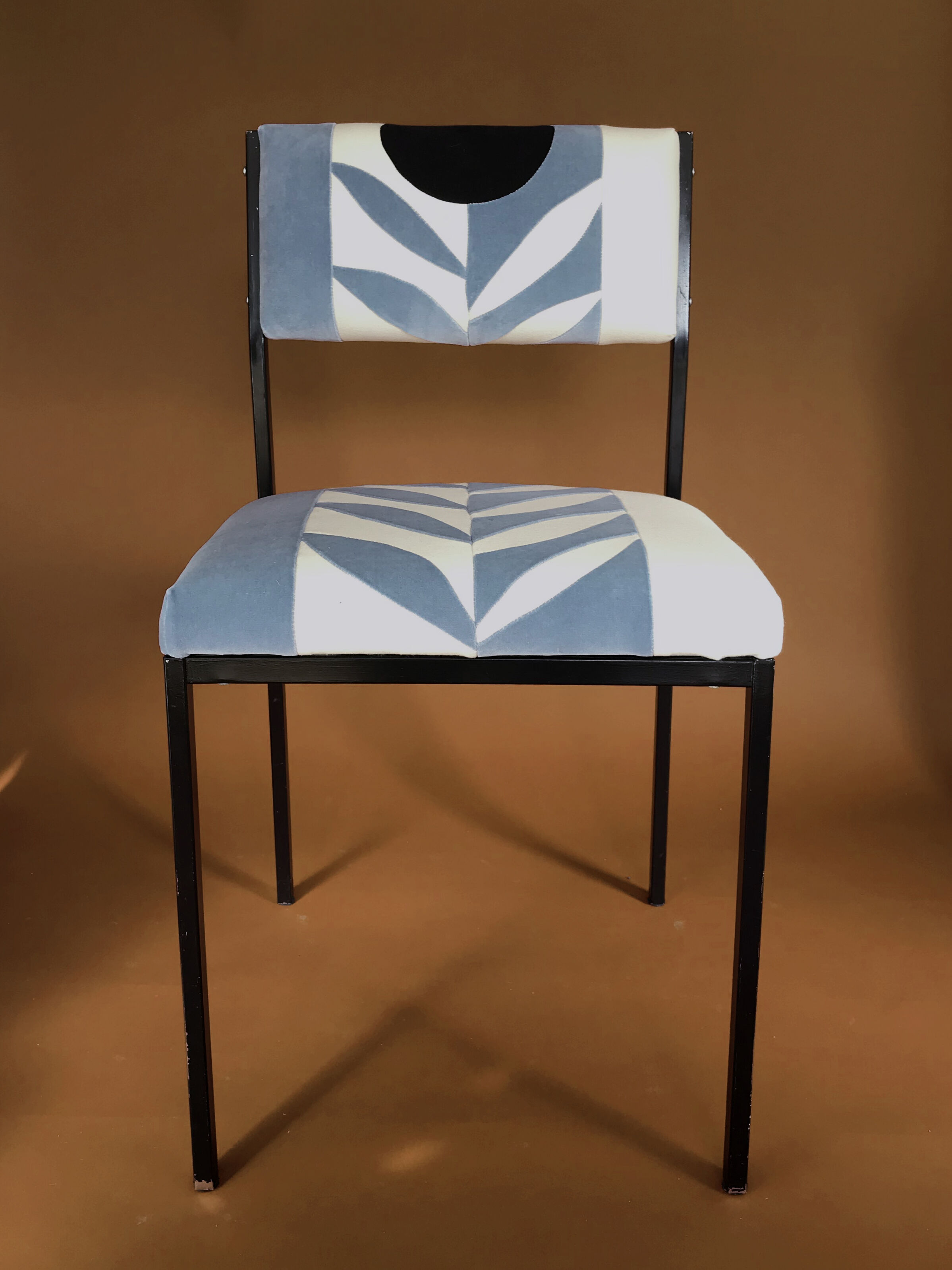 Paire de chaises uniques