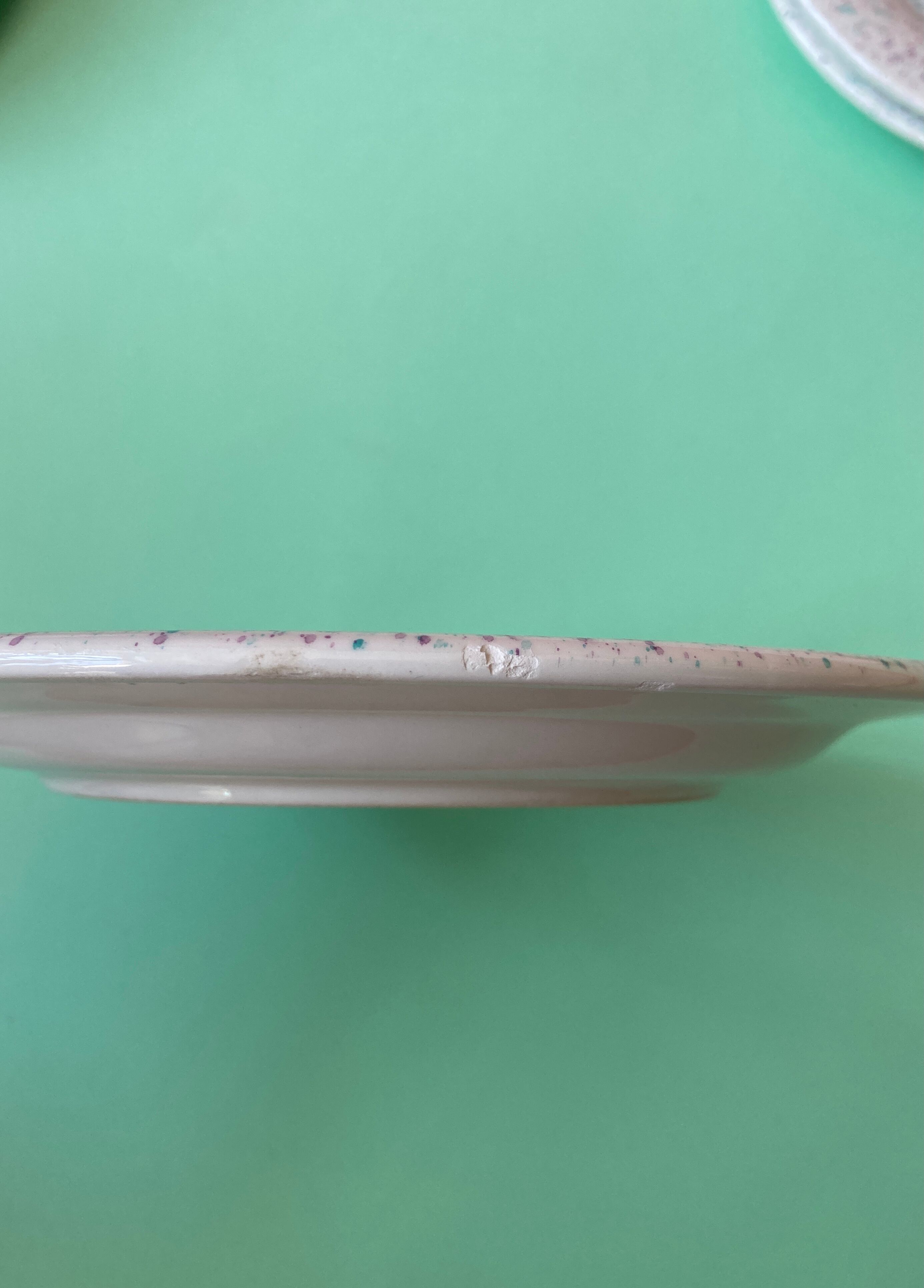 Lot of 10speckled pastel plates quadrifoglio