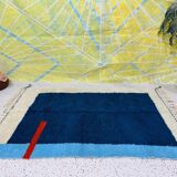 Handmade pure wool rug, size 200 x 300 cm.