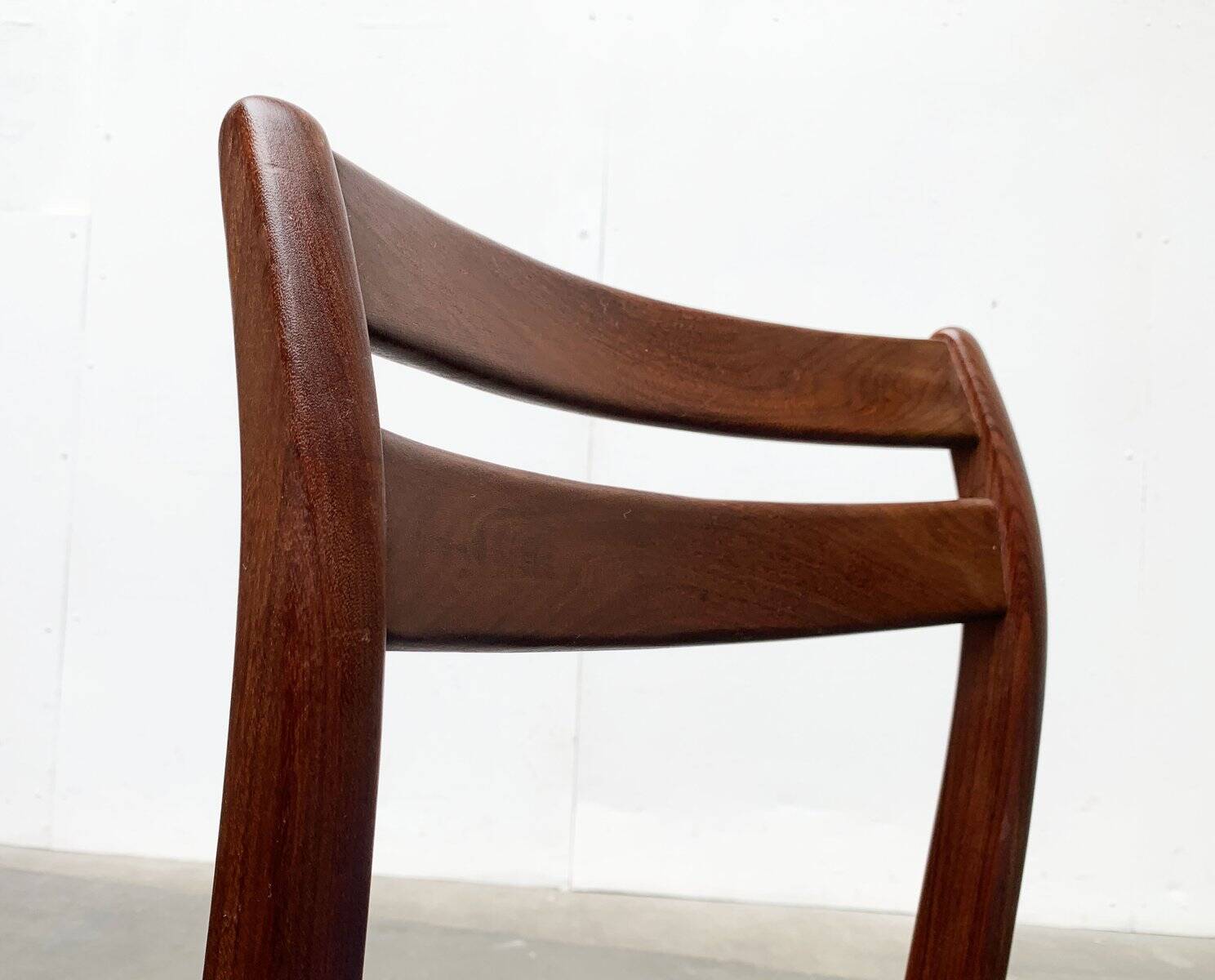 Mid-century walnut dining chairs, 1960s, set of 6.