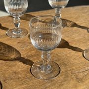 Set of 5 mini liqueur glasses on a stem H10 D8