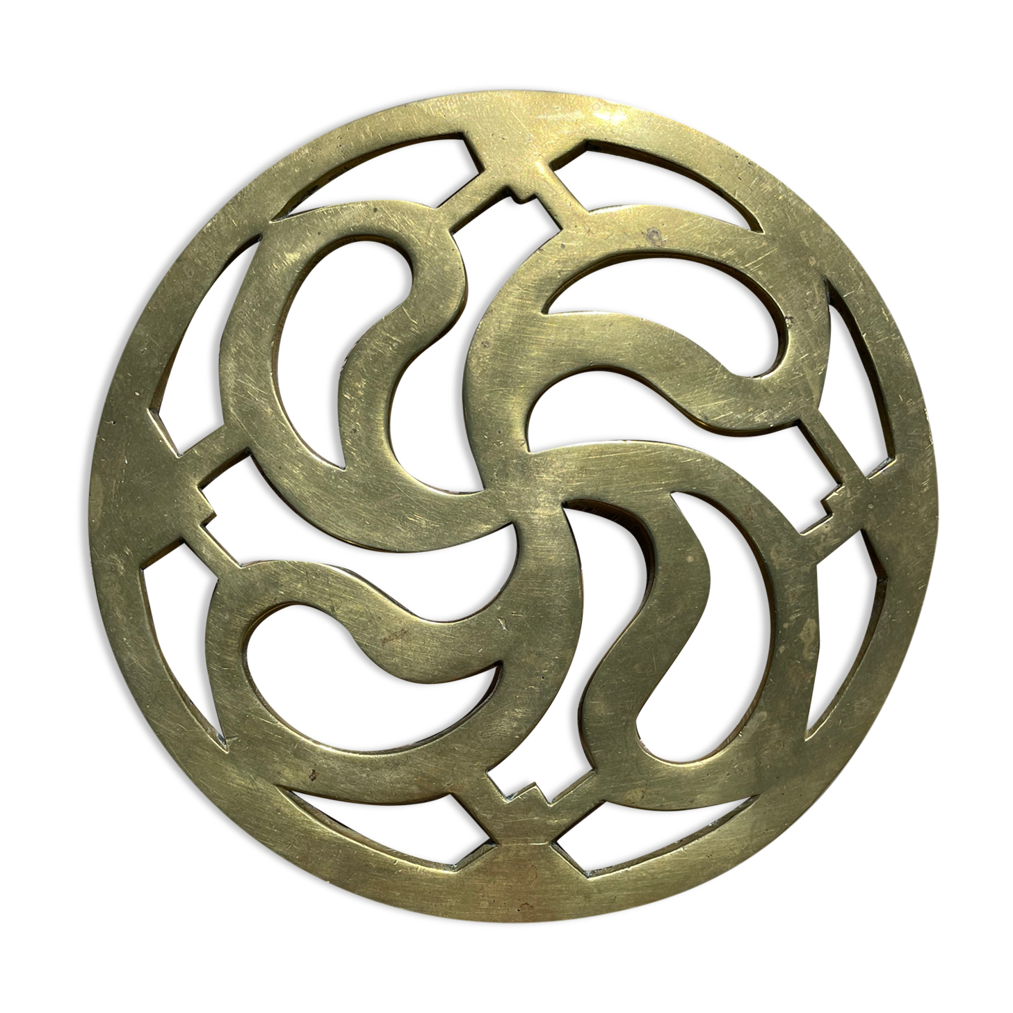 Underside brass ju