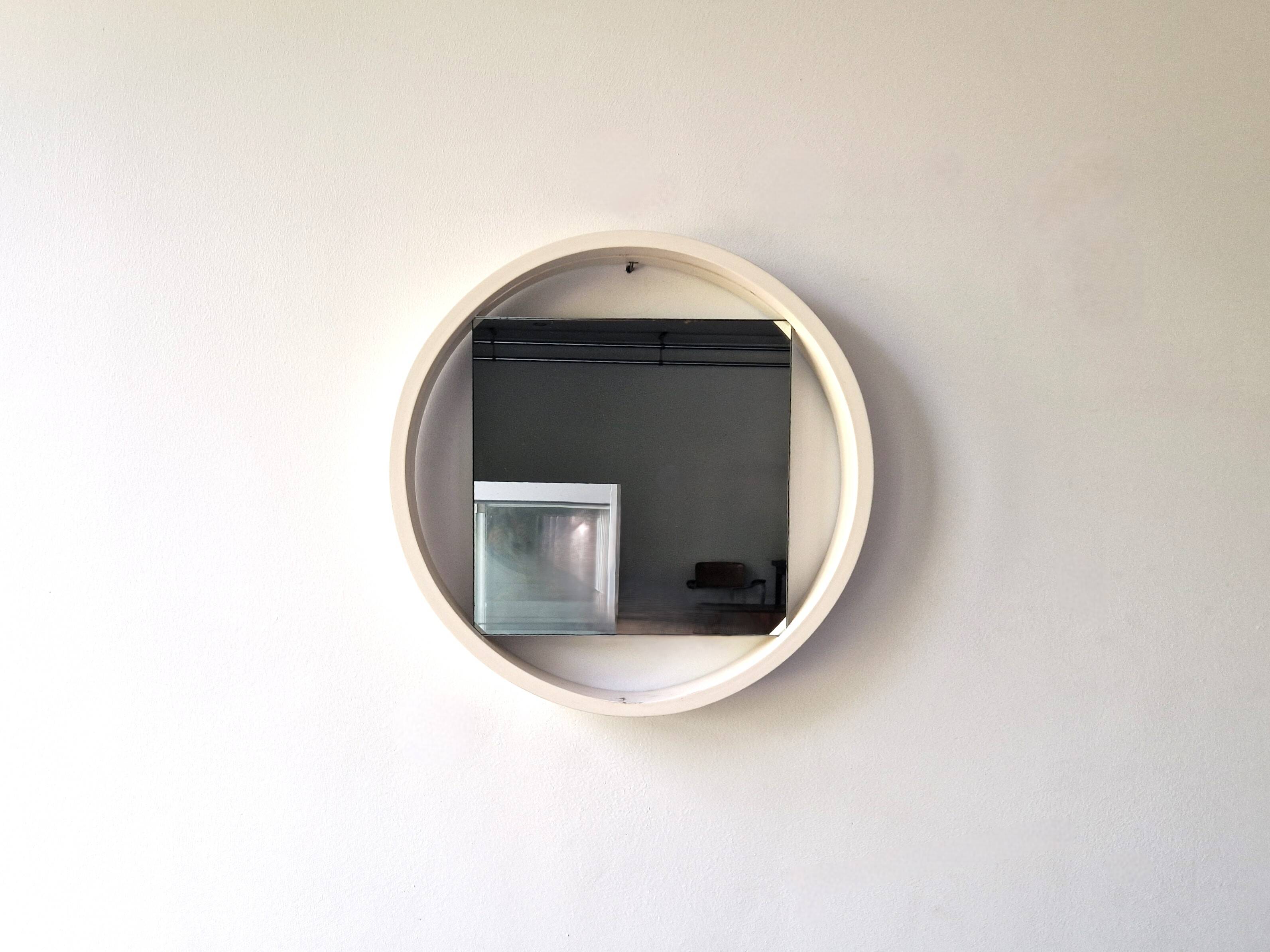 White ‘DZ84’ mirror by Benno Premsela for ‘t Spectrum, The Netherlands 1950's