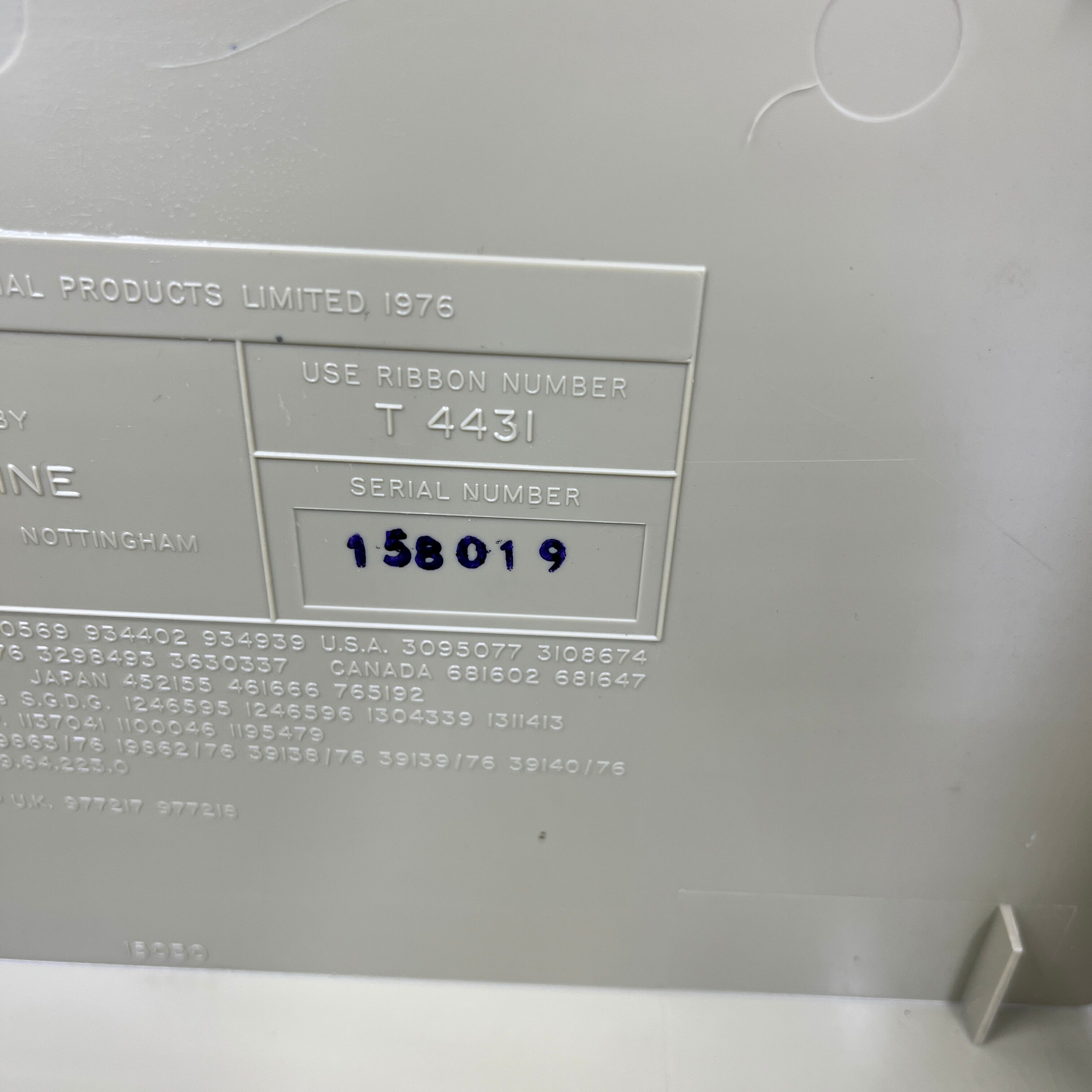 Machine à écrire " petite"