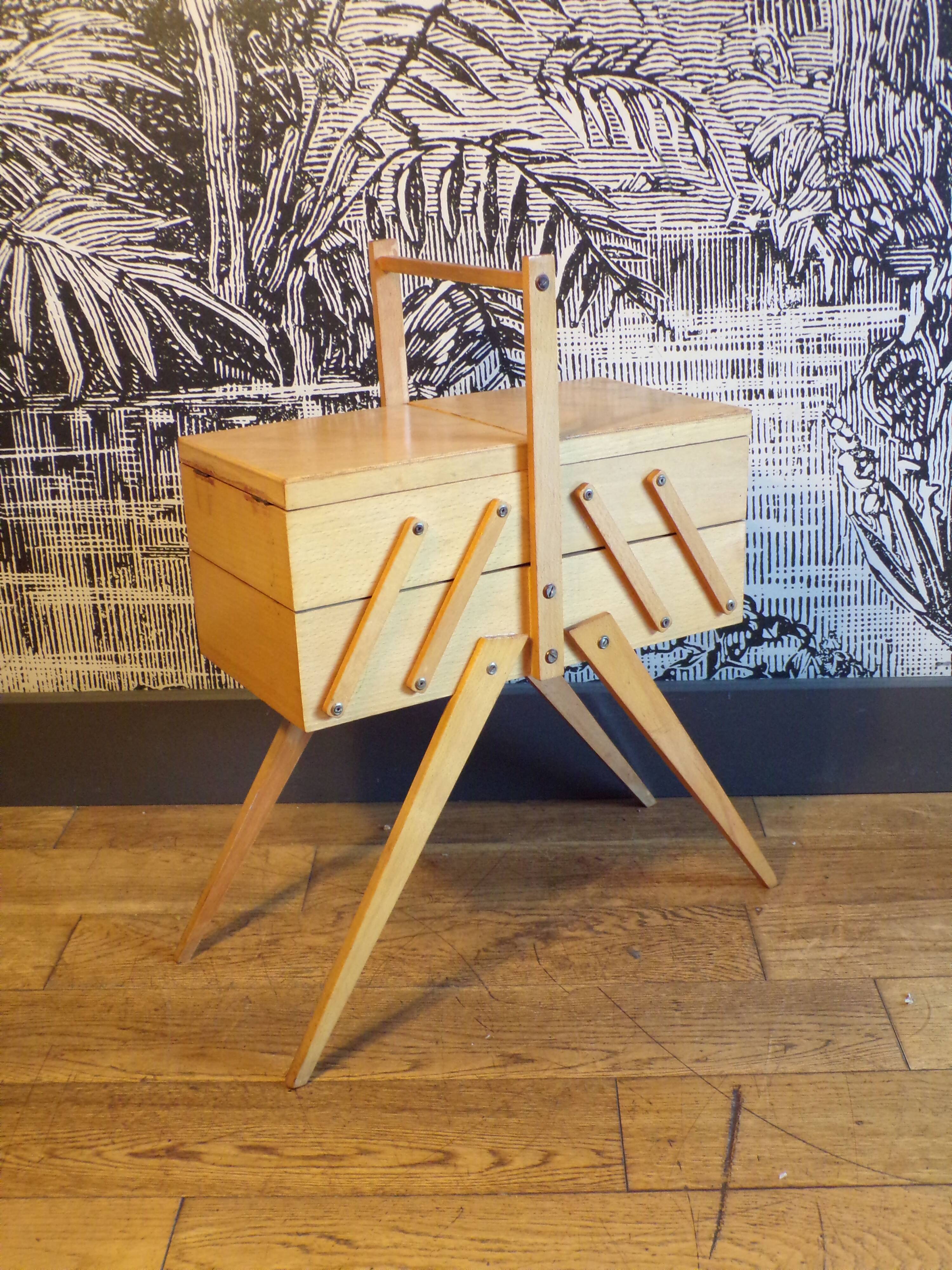 Vintage worker compass feet