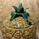 Barbotine ananas vintage ensemble pot et plat, deco exotique