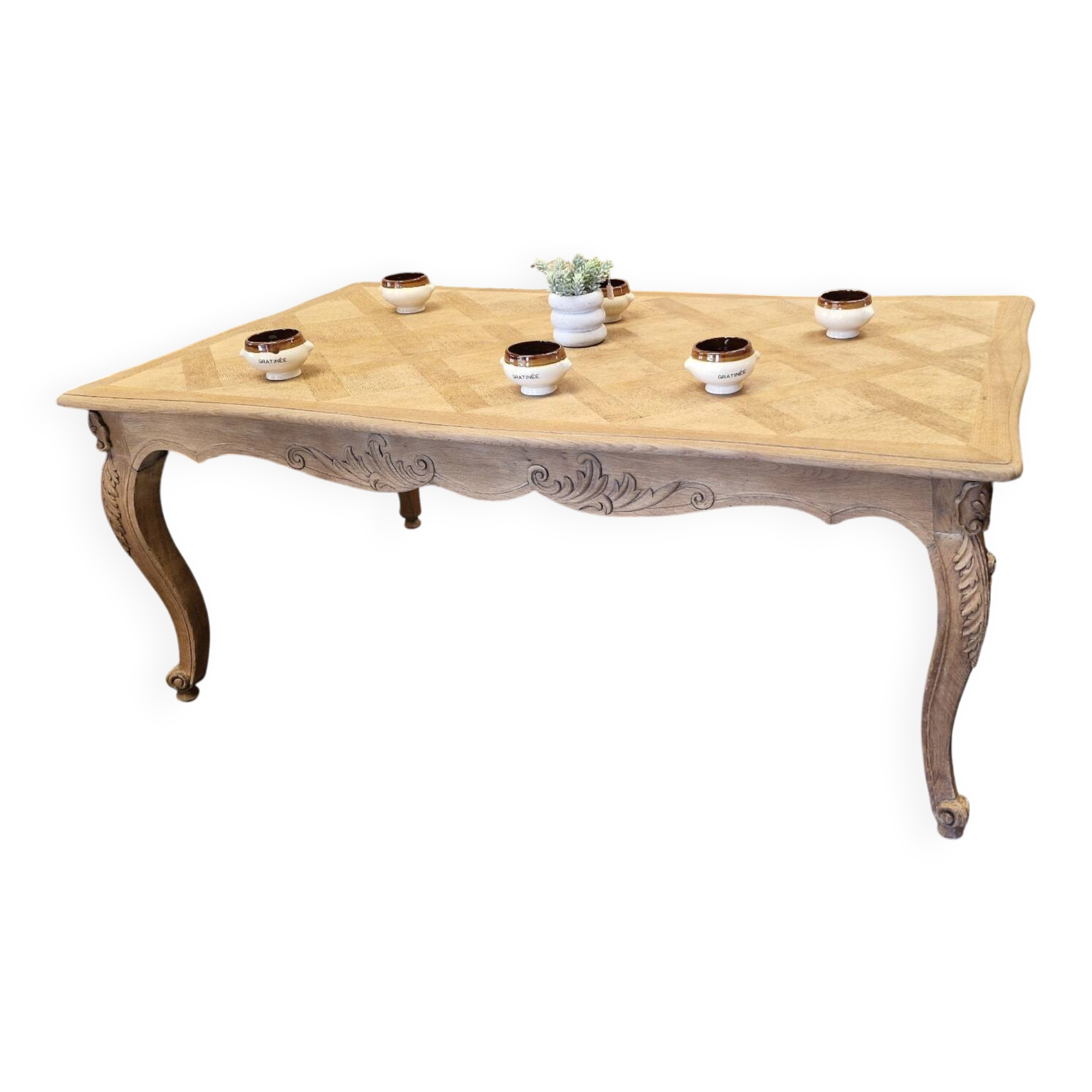 Louis XV table