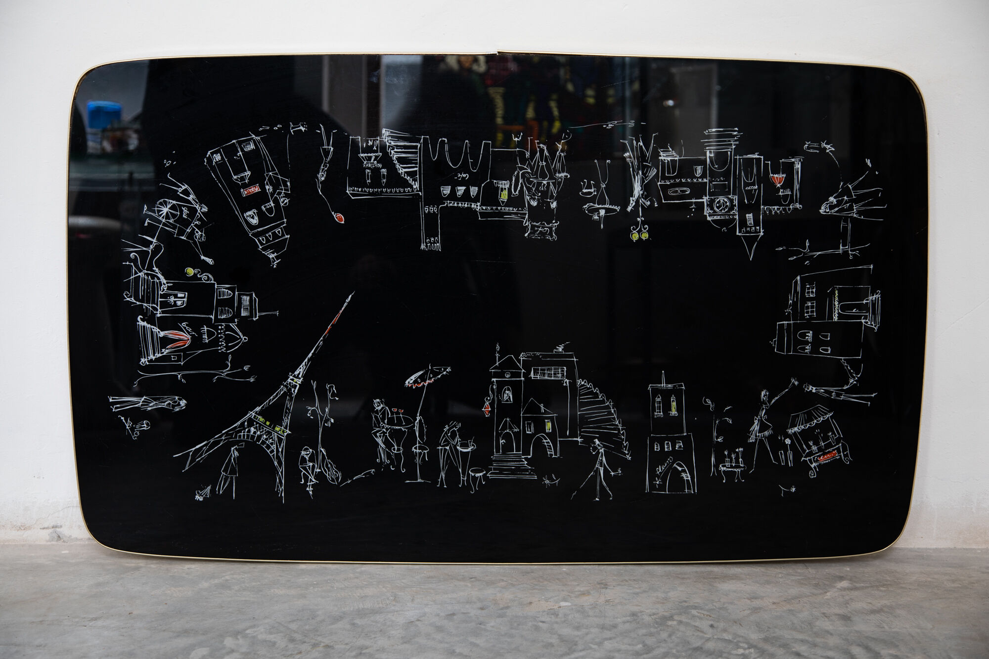 Table à manger réglable avec scène parisienne graphique, des années 1950