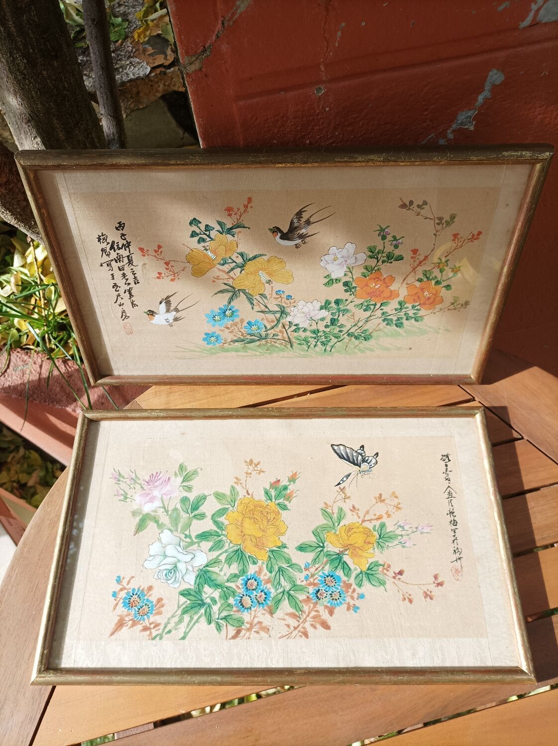 Set of 2 old framed hand-painted canvases signed