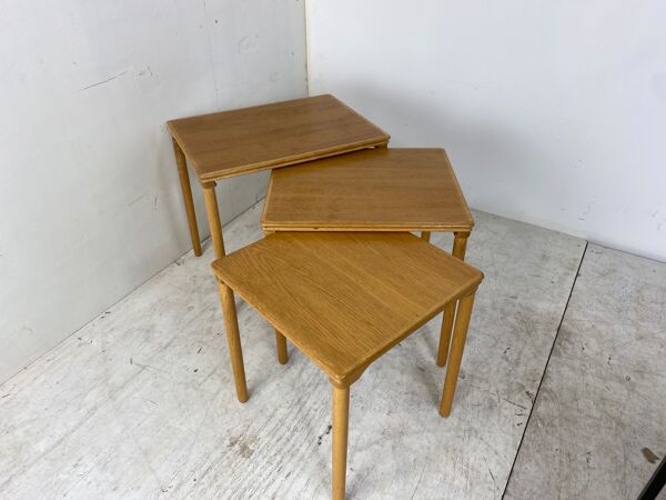 Tables gigognes danoises par E. W. Bach années 1960, Set de 3