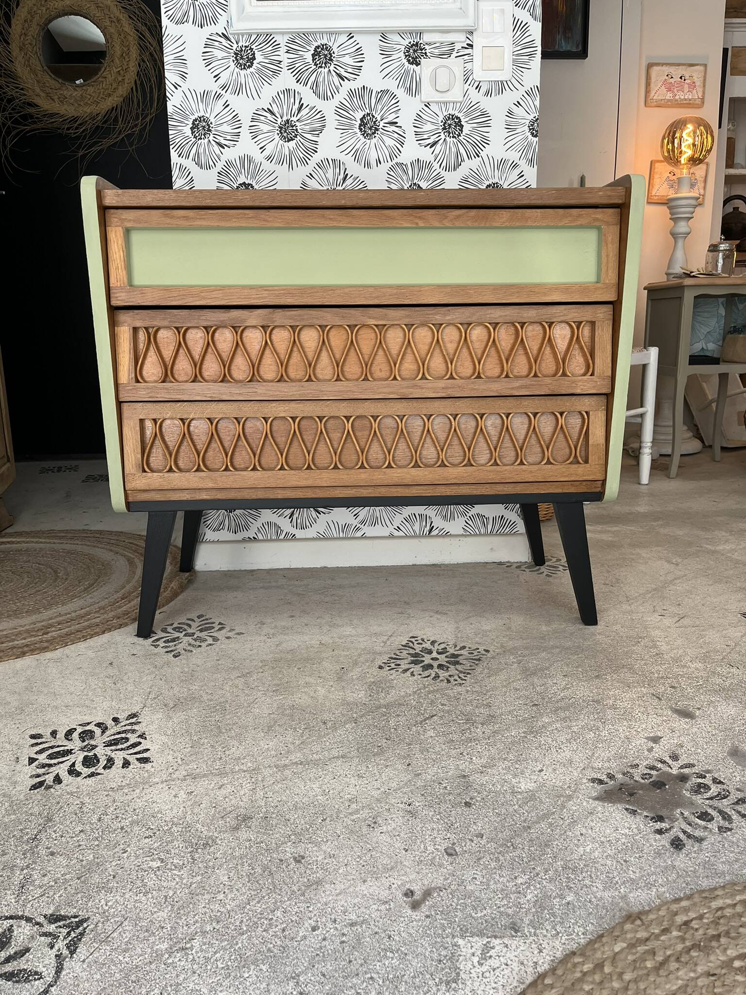 Commode en bois de style scandinave, années 50-70