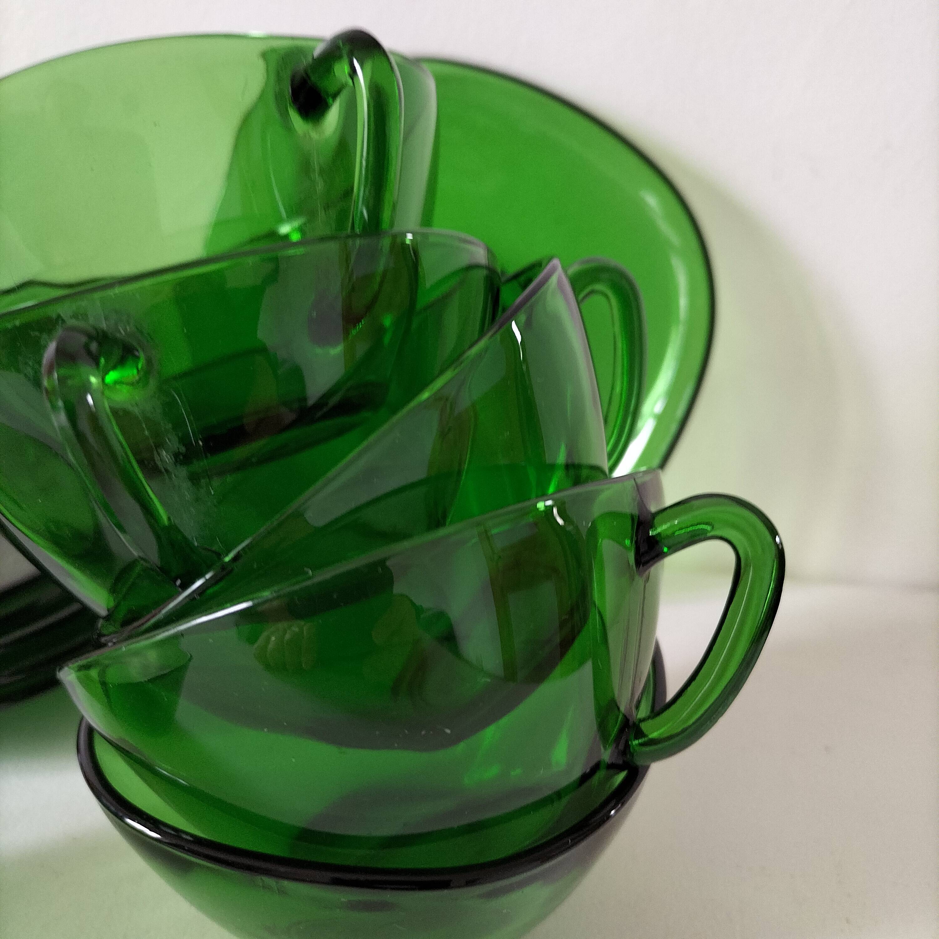 6 Vereco green cups