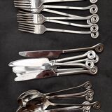 18-piece steel cutlery set