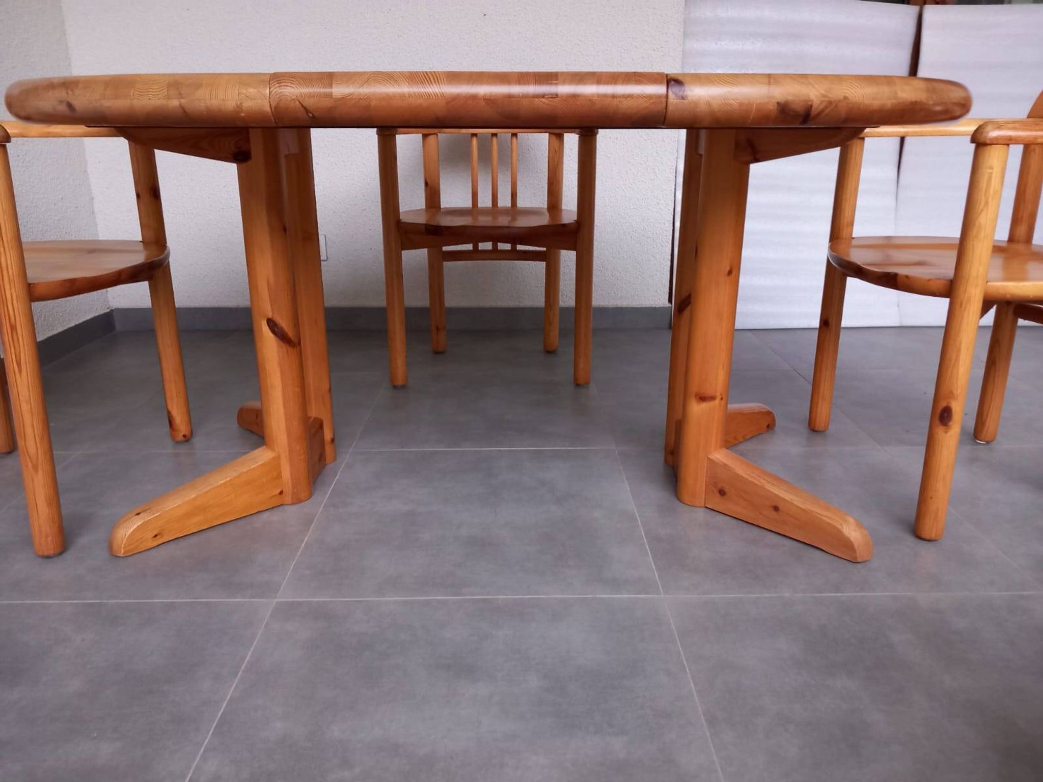 Table and chairs Denmark 1980s