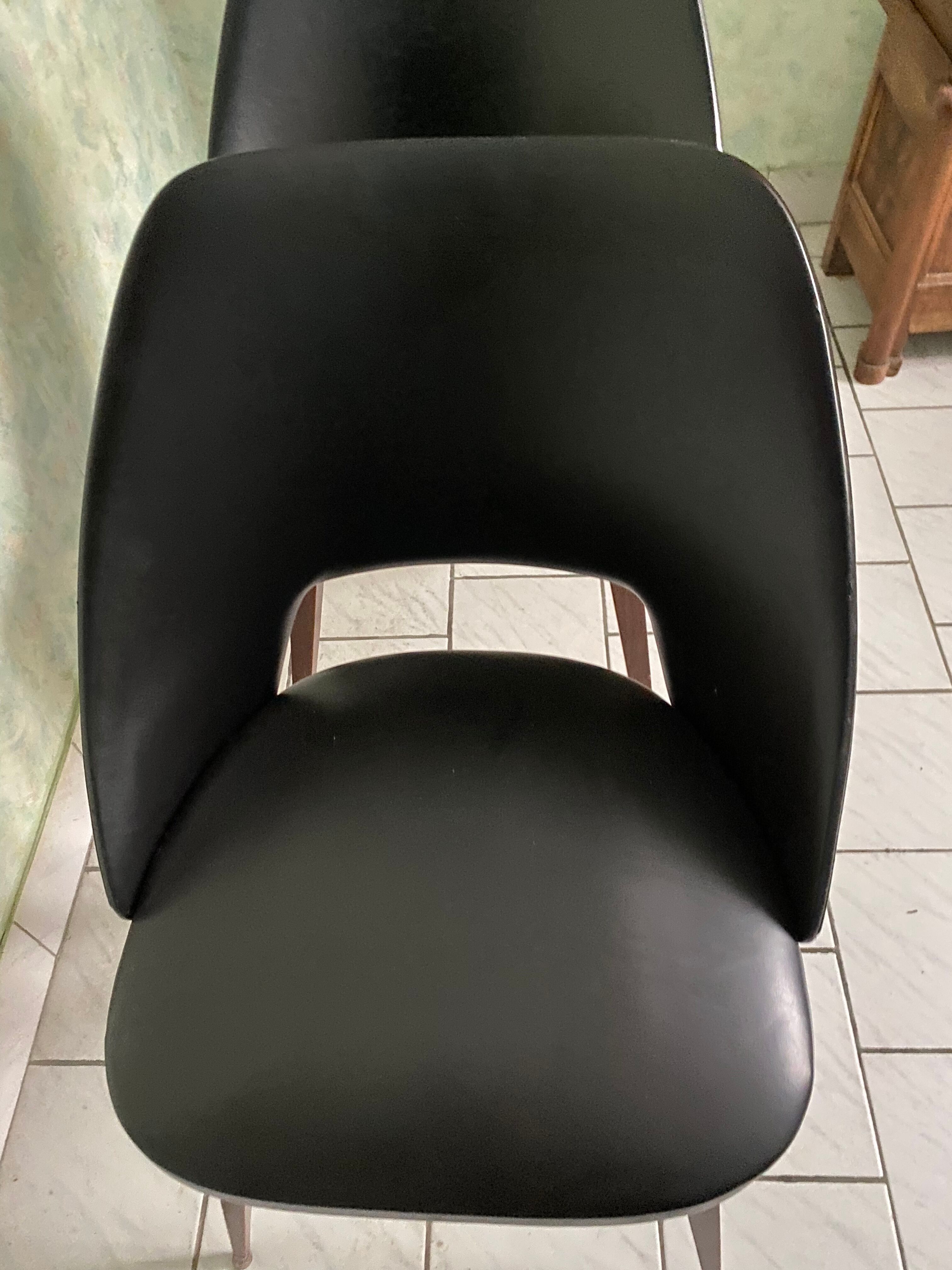 Pair of tonneau chairs