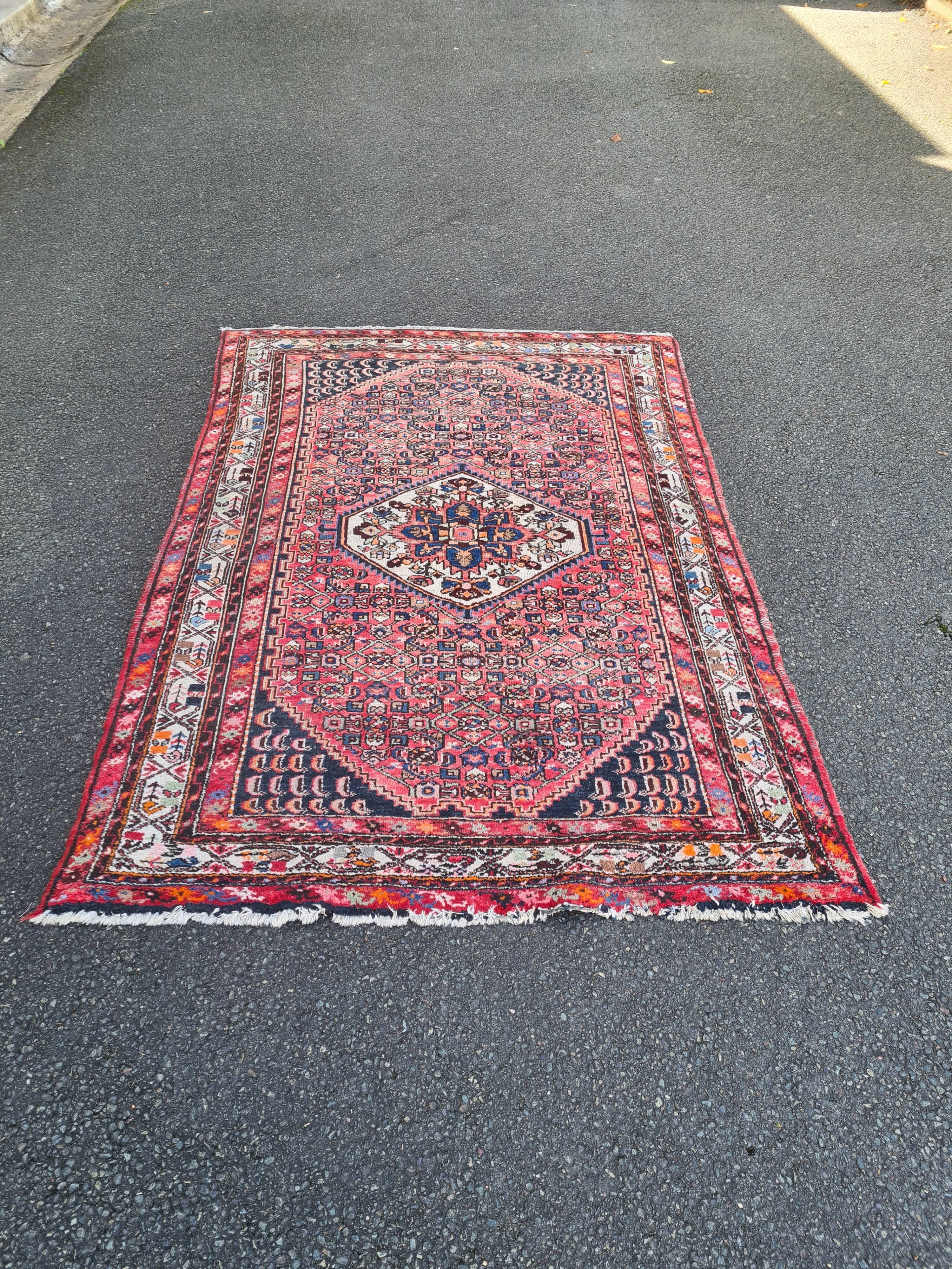 Iranian carpet 2 m 00 x 1 m 35
