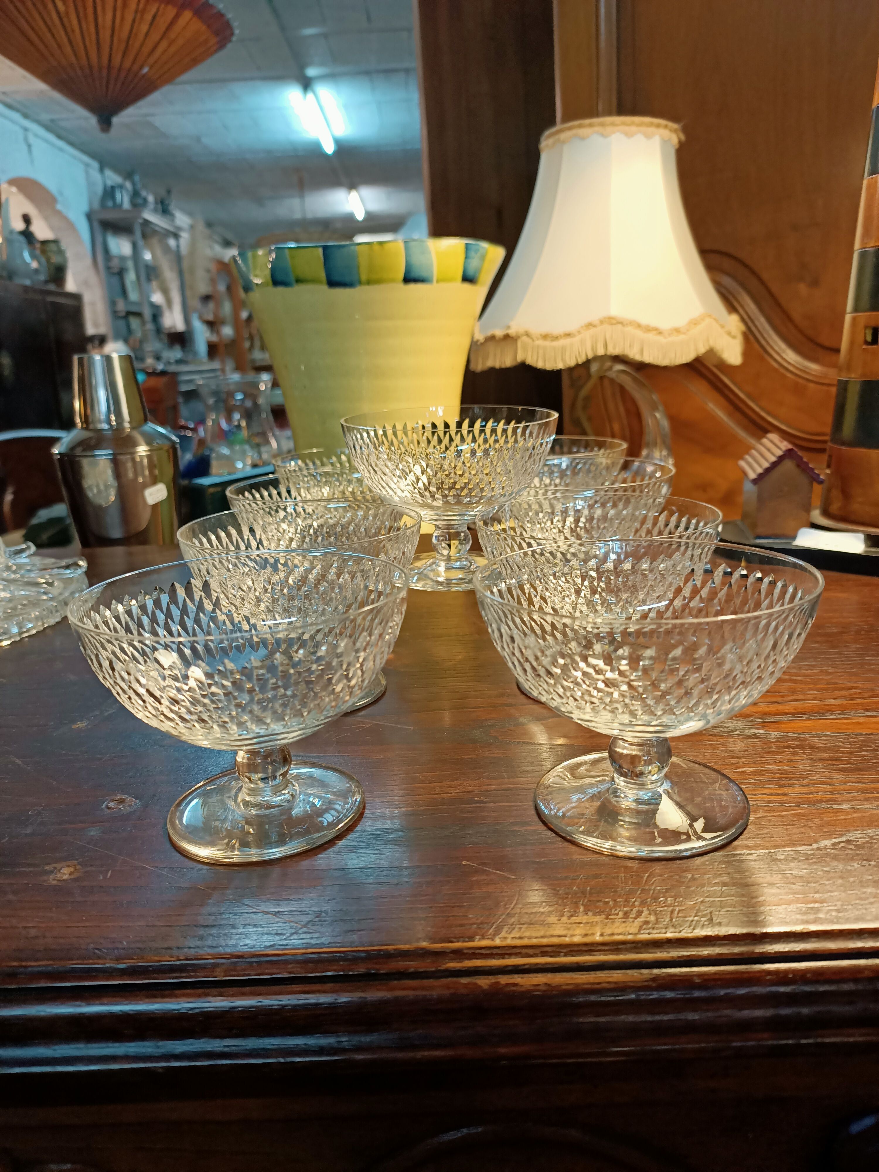 9 coupes a champagne baccarat années 20