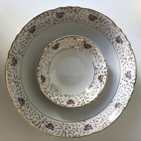 Salad bowl and cups, art of the table, Moulin des loups, Blois service