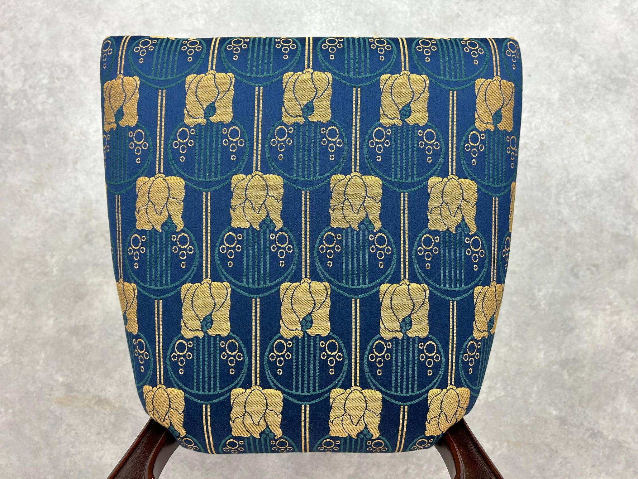 Chaise art nouveau