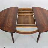 Scandinavian Modern Extendable Oval/Round Dinning Table, 1960, Denmark