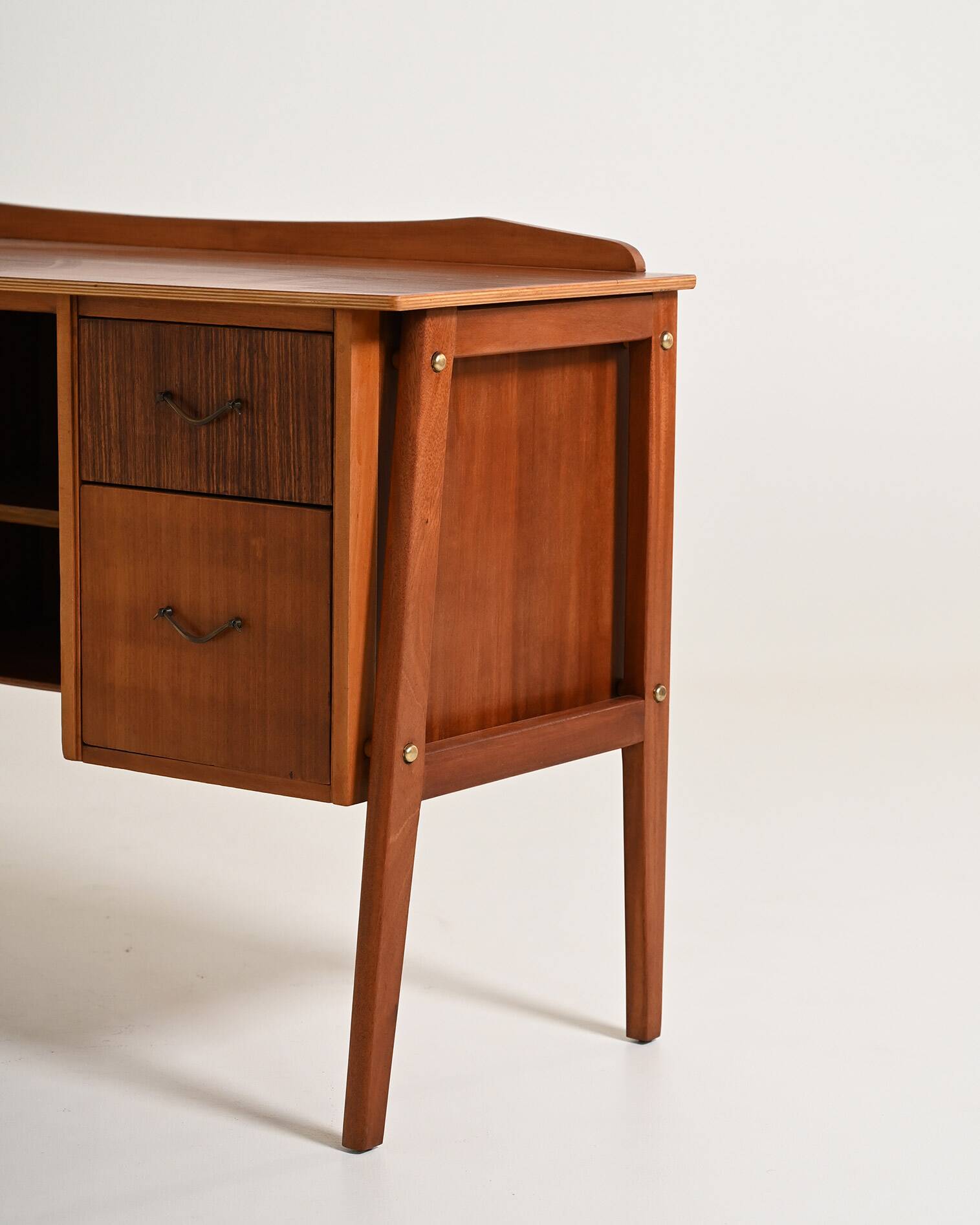 Bureau en teck scandinave, années 1950