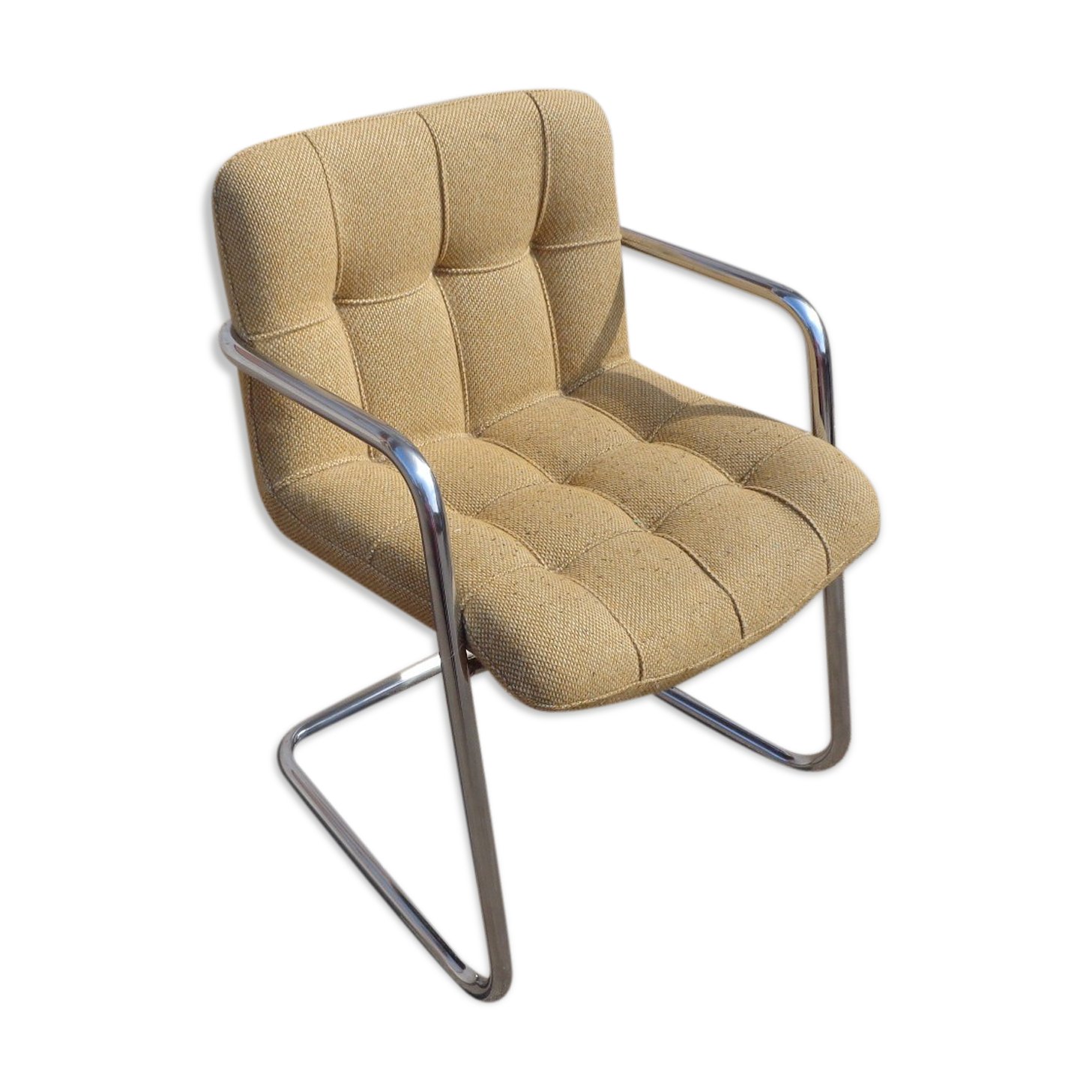 Storm Airborn Yves Christin armchair